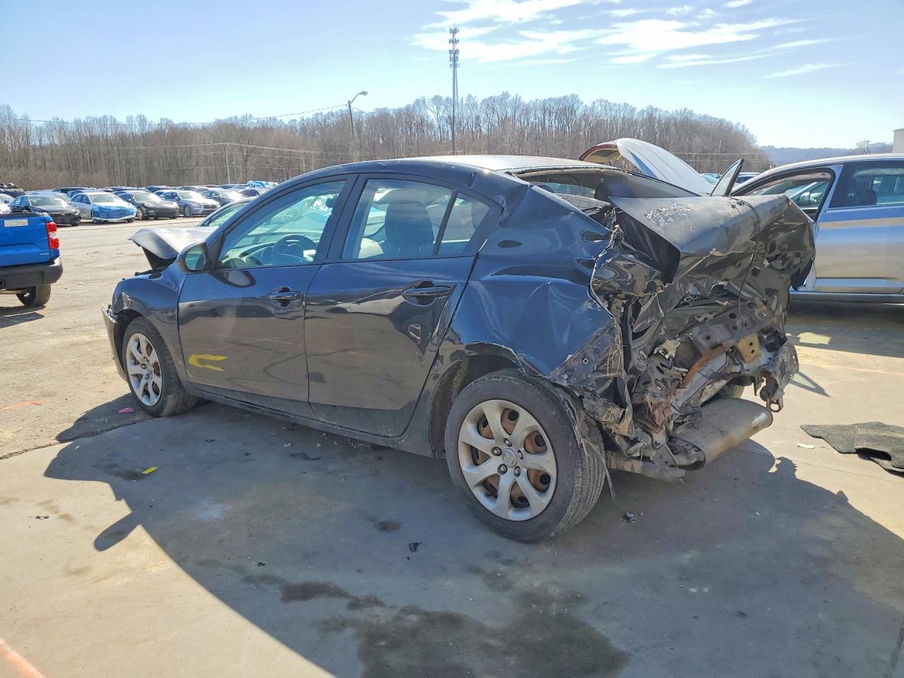 2010 Mazda 3 Black vin: JM1BL1SF4A1312647