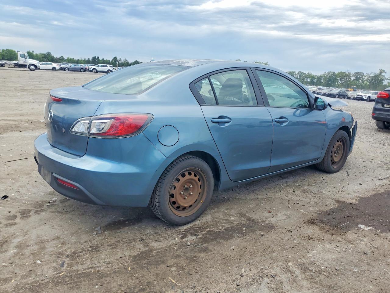 2010 Mazda 3 I Blue vin: JM1BL1SF4A1337287