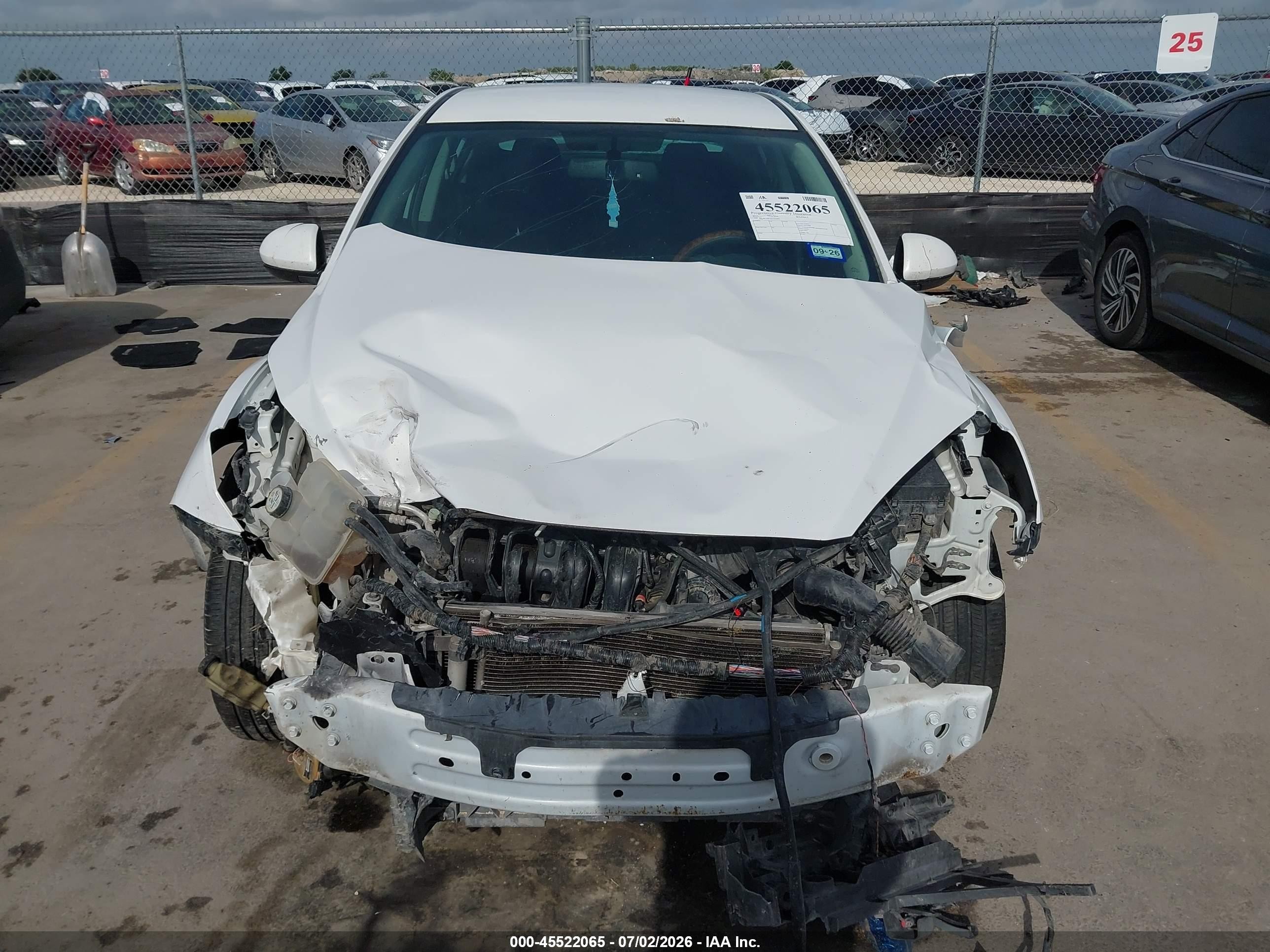 2010 Mazda Mazda3 I Touring White vin: JM1BL1SF4A1352663