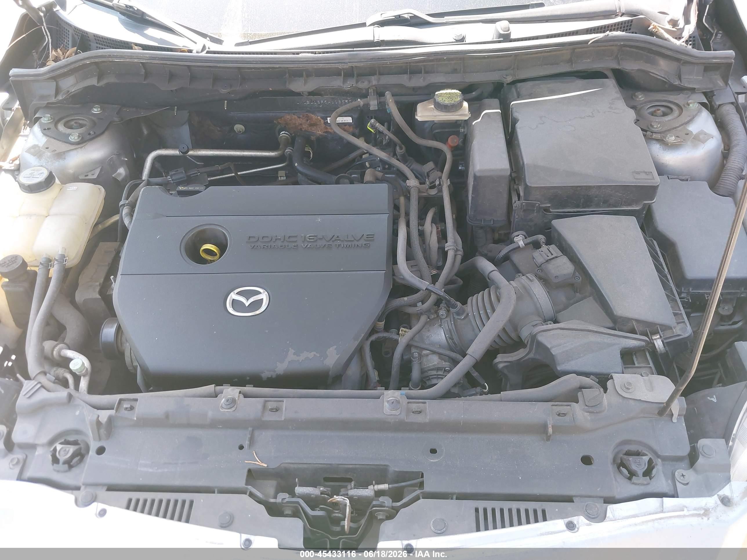 2010 Mazda Mazda3 I Sport Silver vin: JM1BL1SF5A1185374