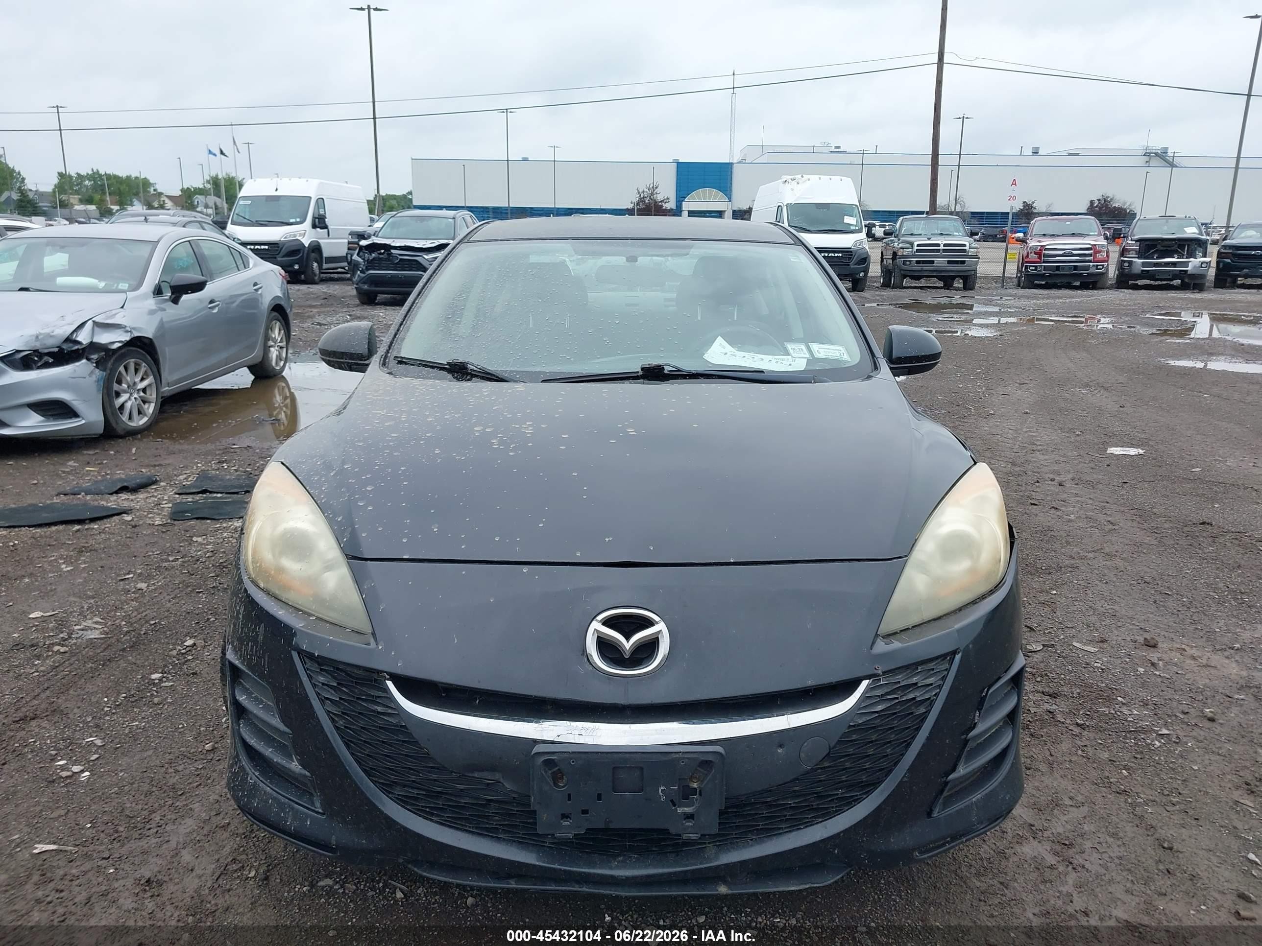 2010 Mazda Mazda3 I Touring Black vin: JM1BL1SF5A1194012