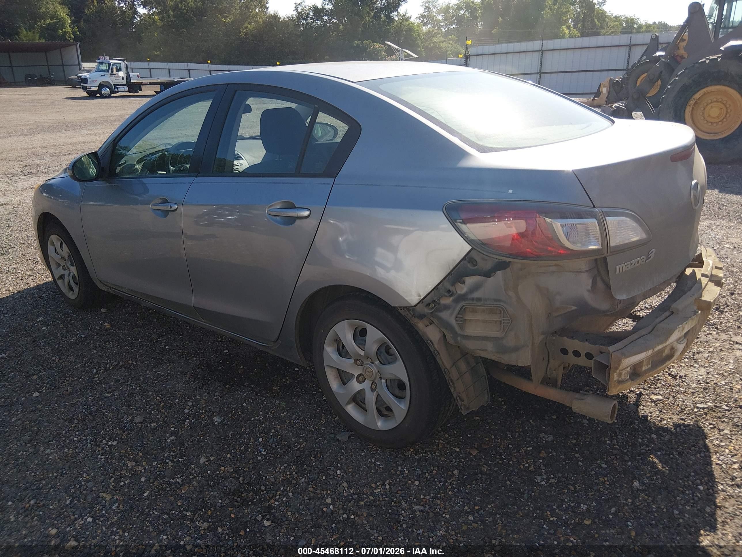 2010 Mazda Mazda3 I Sport Silver vin: JM1BL1SF6A1157793
