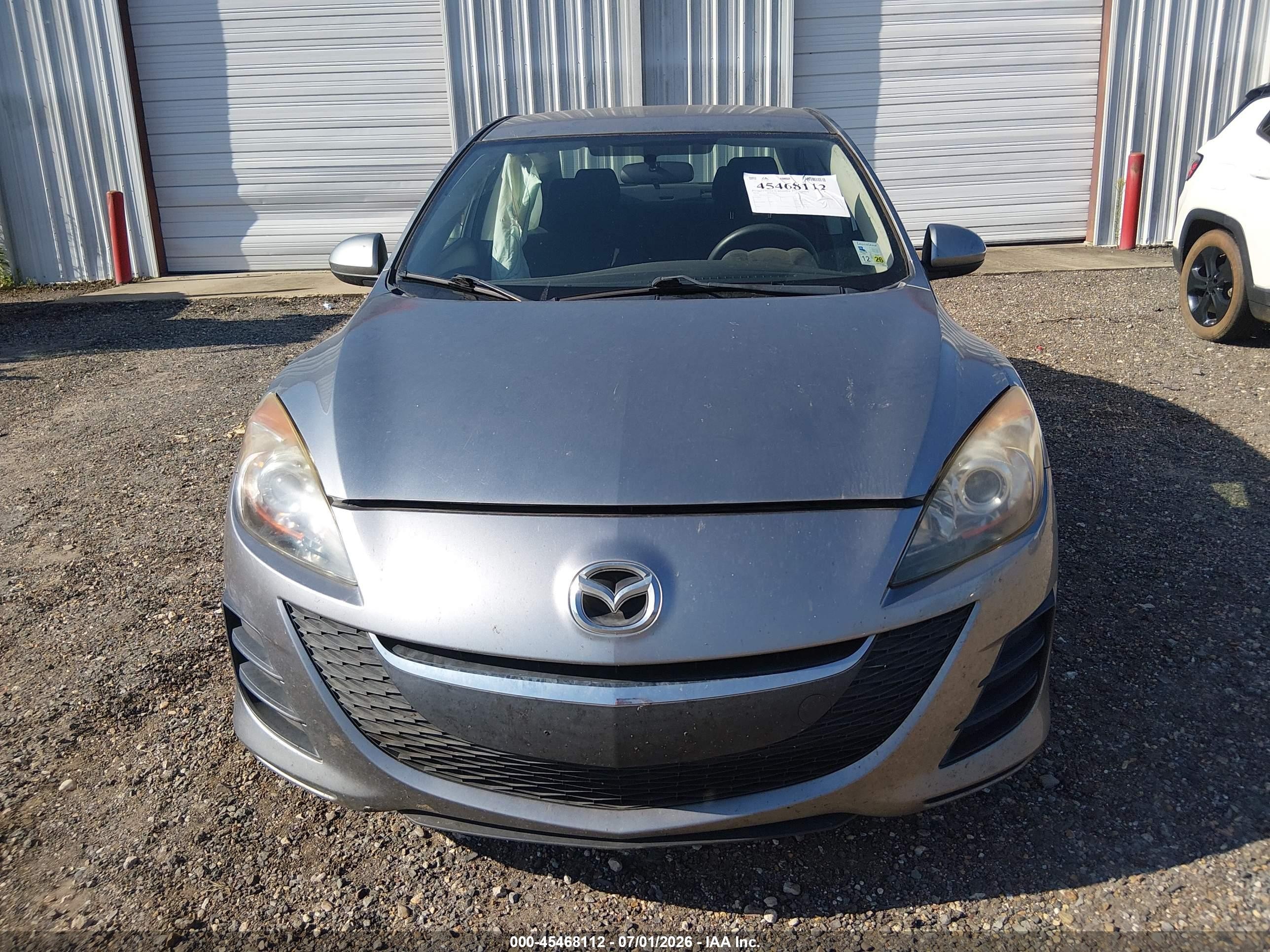2010 Mazda Mazda3 I Sport Silver vin: JM1BL1SF6A1157793