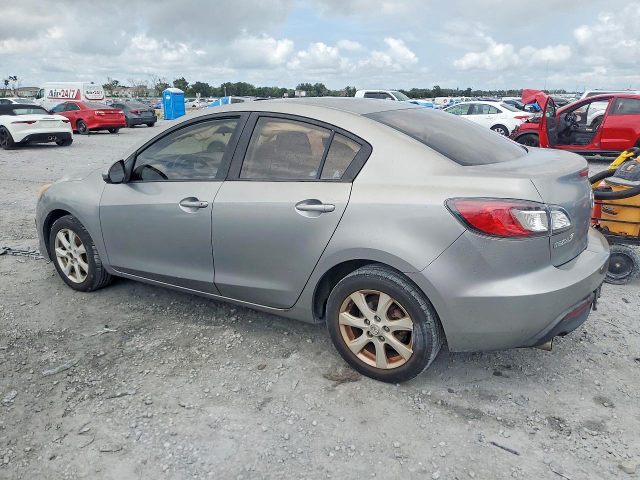 2010 Mazda 3 I Gray vin: JM1BL1SF6A1184606
