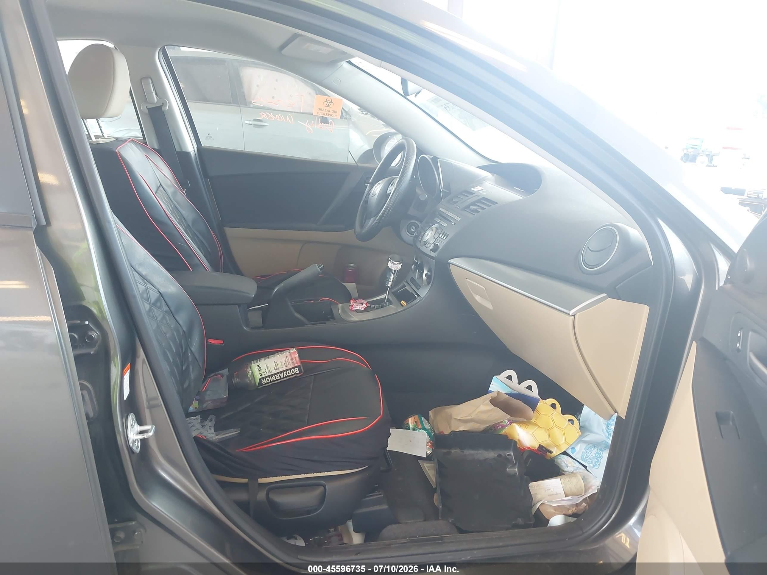 2010 Mazda Mazda3 I Touring Серый vin: JM1BL1SF6A1225395