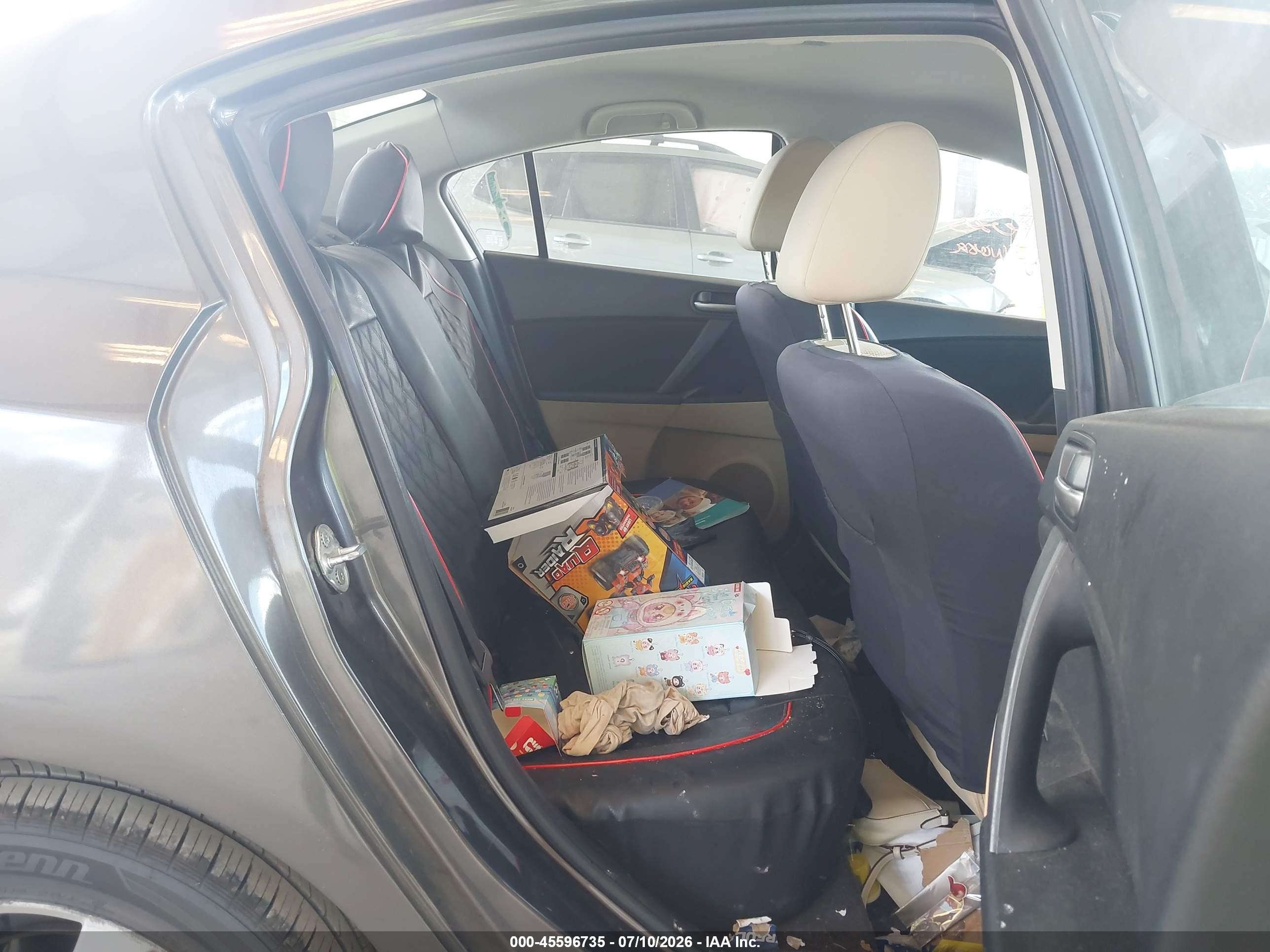 2010 Mazda Mazda3 I Touring Серый vin: JM1BL1SF6A1225395