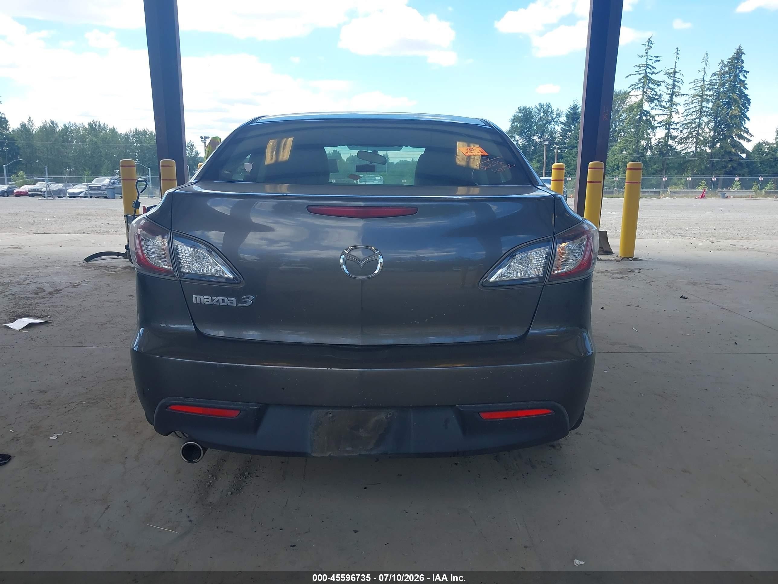 2010 Mazda Mazda3 I Touring Серый vin: JM1BL1SF6A1225395