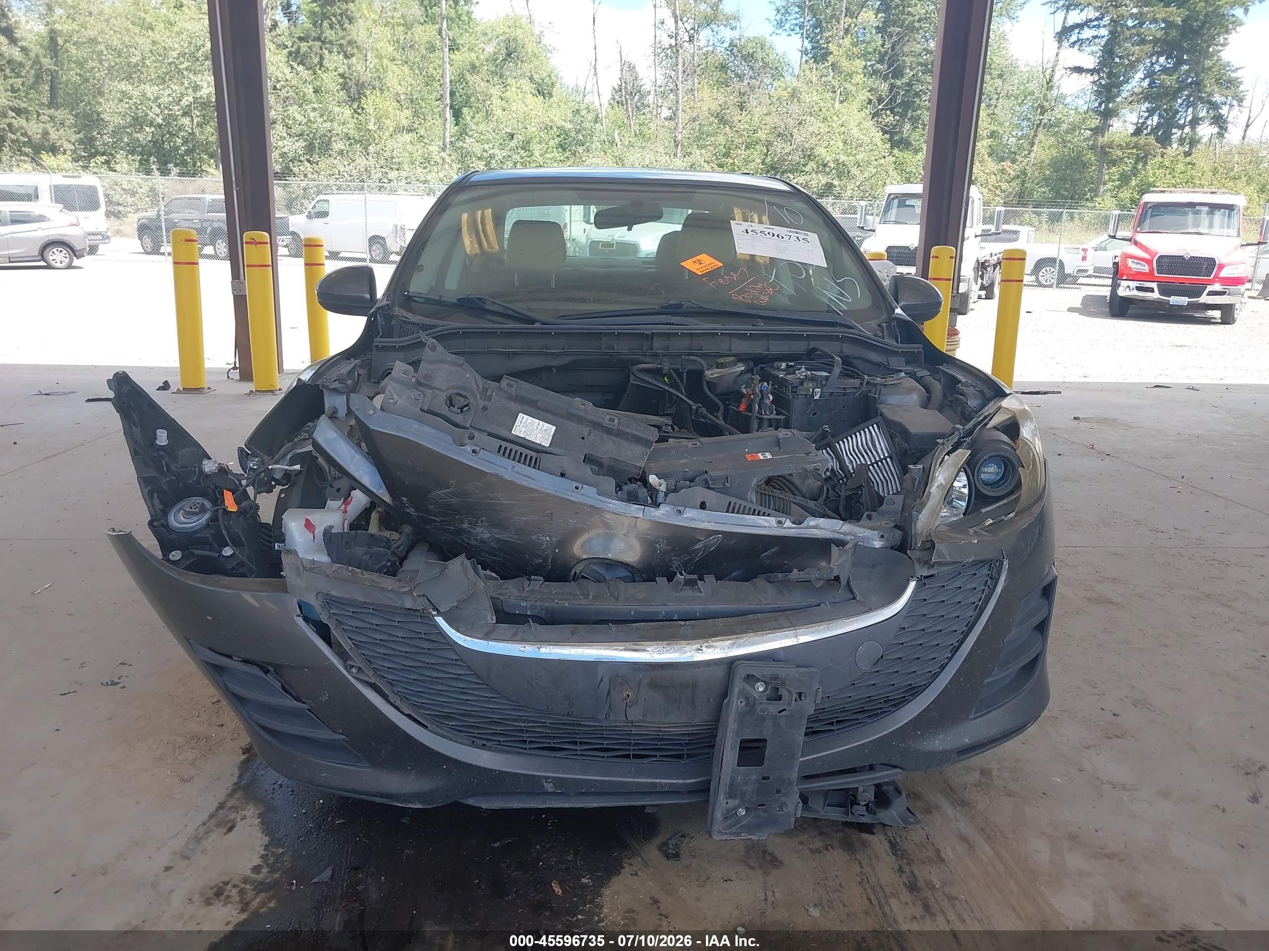 2010 Mazda Mazda3 I Touring Серый vin: JM1BL1SF6A1225395