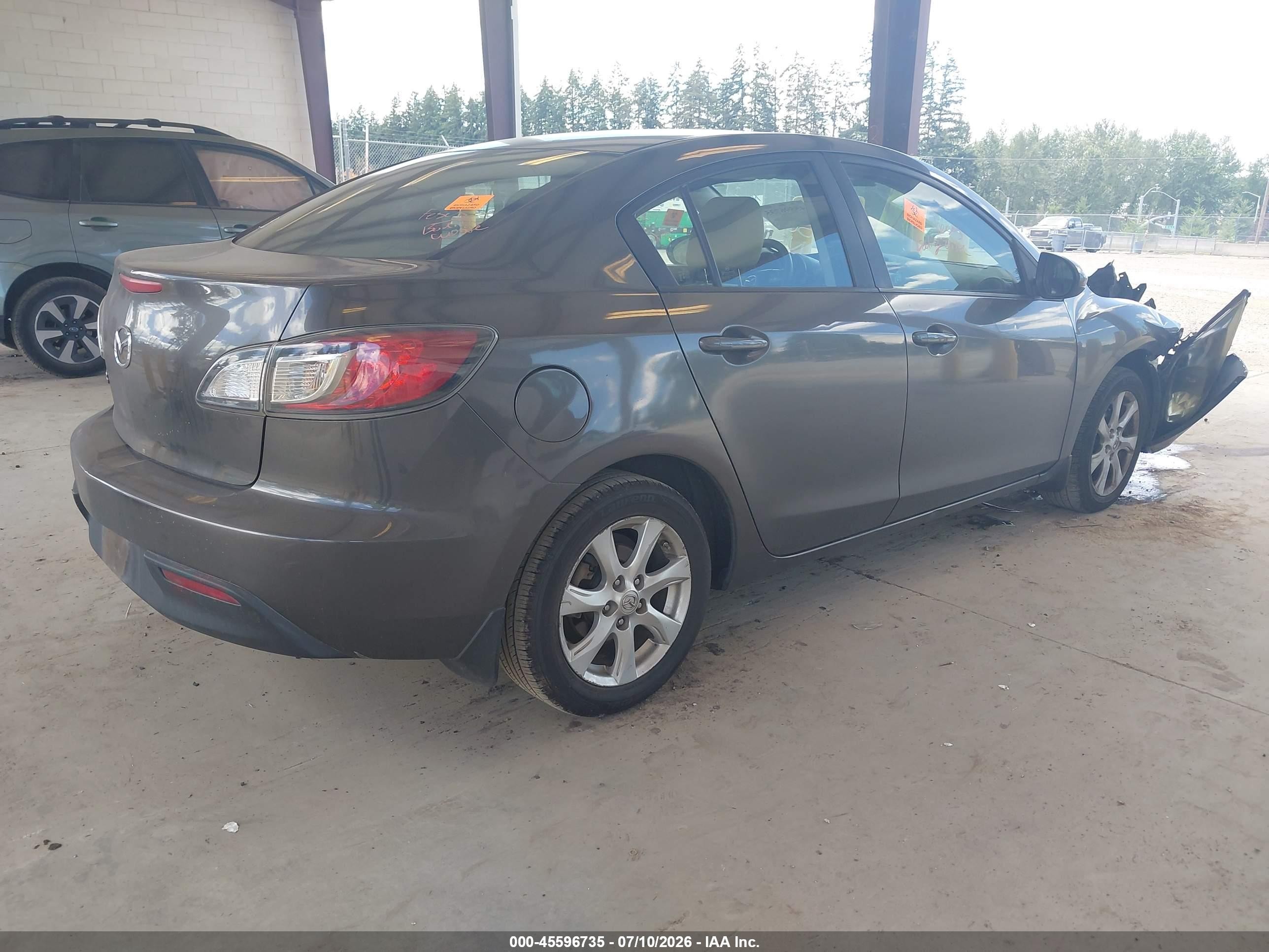 2010 Mazda Mazda3 I Touring Серый vin: JM1BL1SF6A1225395