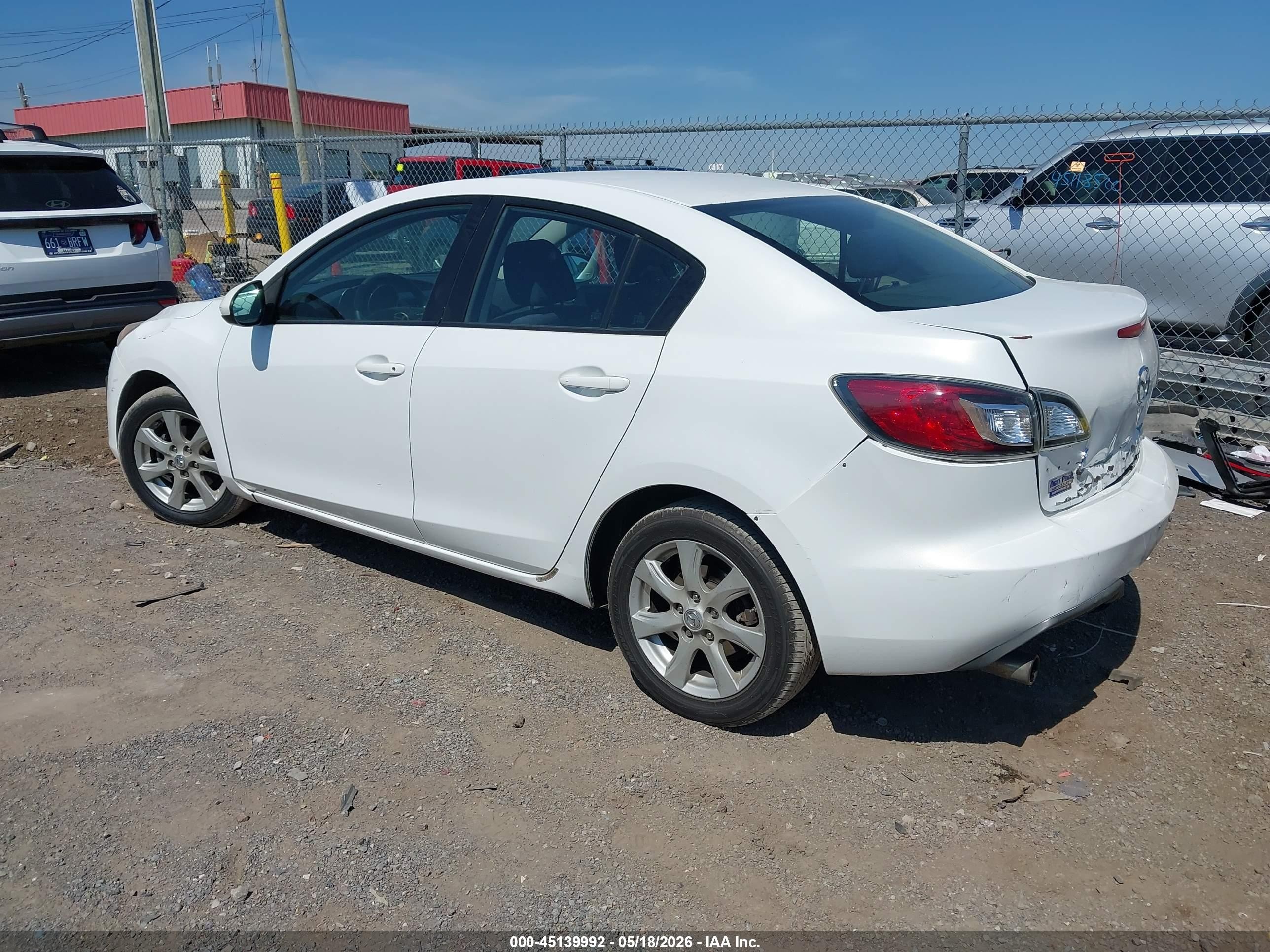 2010 Mazda Mazda3 I Touring White vin: JM1BL1SF6A1243296