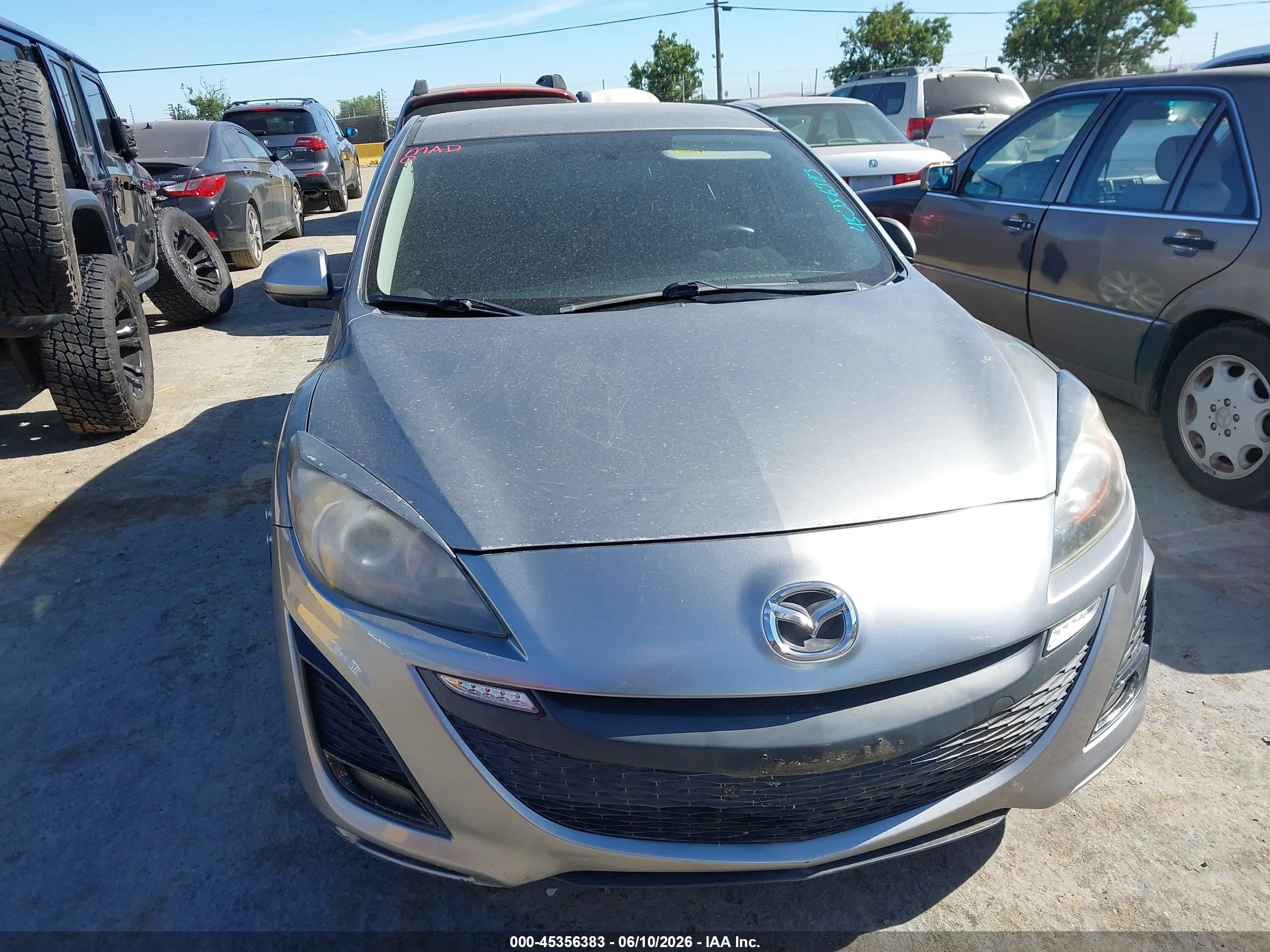 2010 Mazda Mazda3 I Sport Gray vin: JM1BL1SF6A1279747