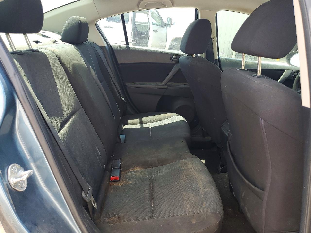 2010 Mazda 3 I Blue vin: JM1BL1SF6A1313959