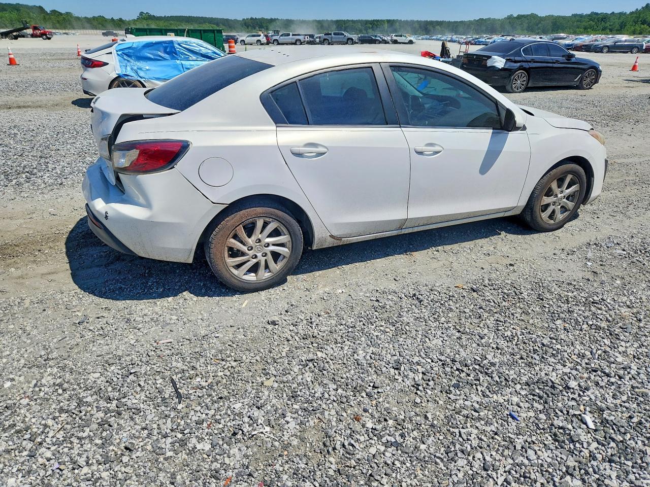 2010 Mazda 3 I White vin: JM1BL1SF6A1315386