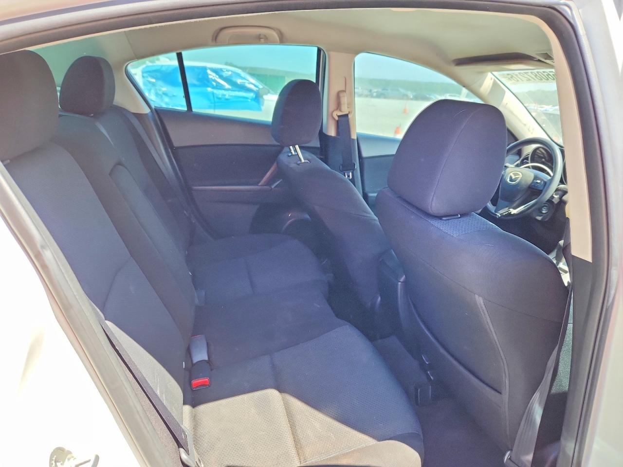 2010 Mazda 3 I White vin: JM1BL1SF6A1315386