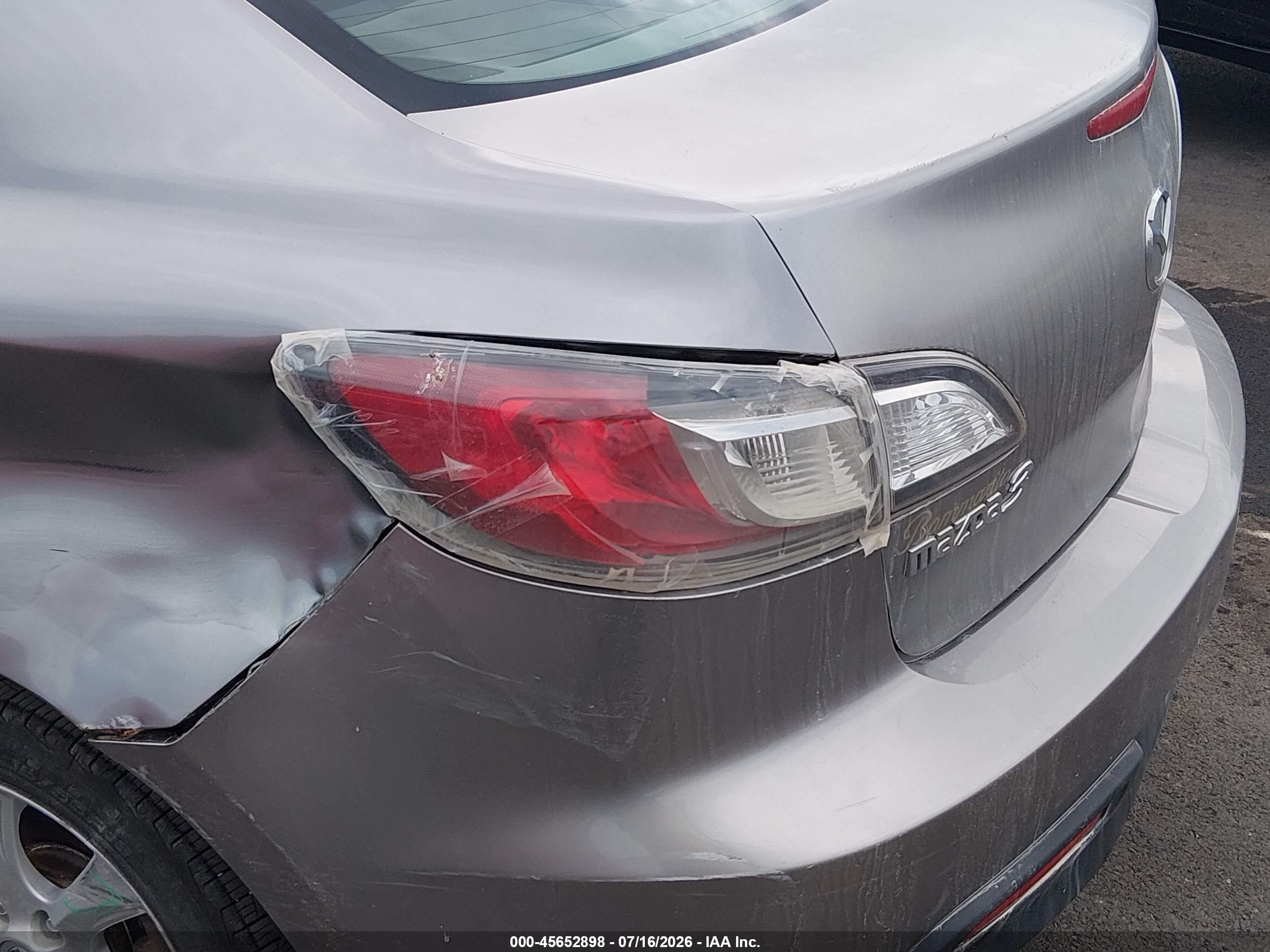 2010 Mazda Mazda3 I Touring Gray vin: JM1BL1SF7A1131042