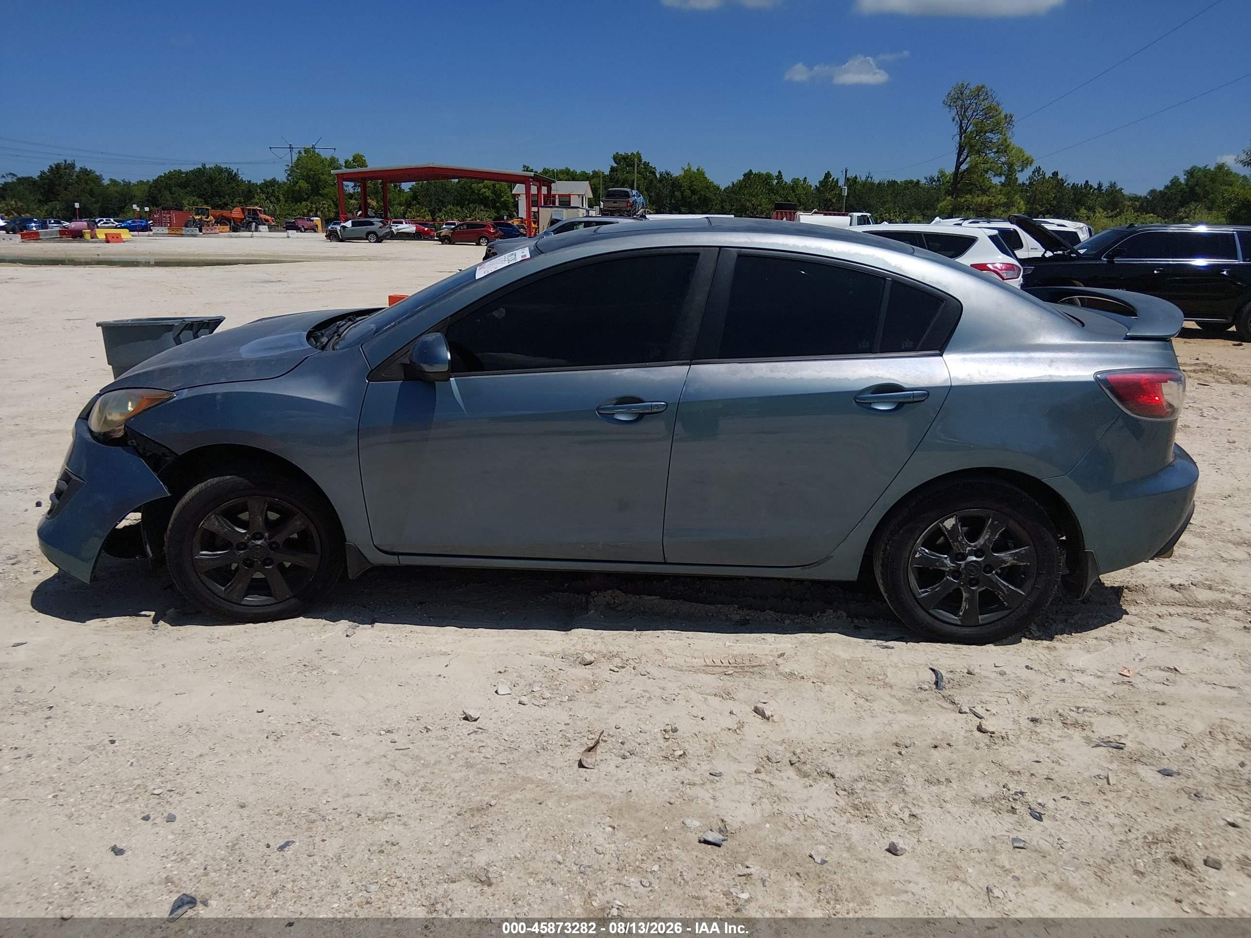 2010 Mazda Mazda3 I Touring Light Blue vin: JM1BL1SF7A1190625