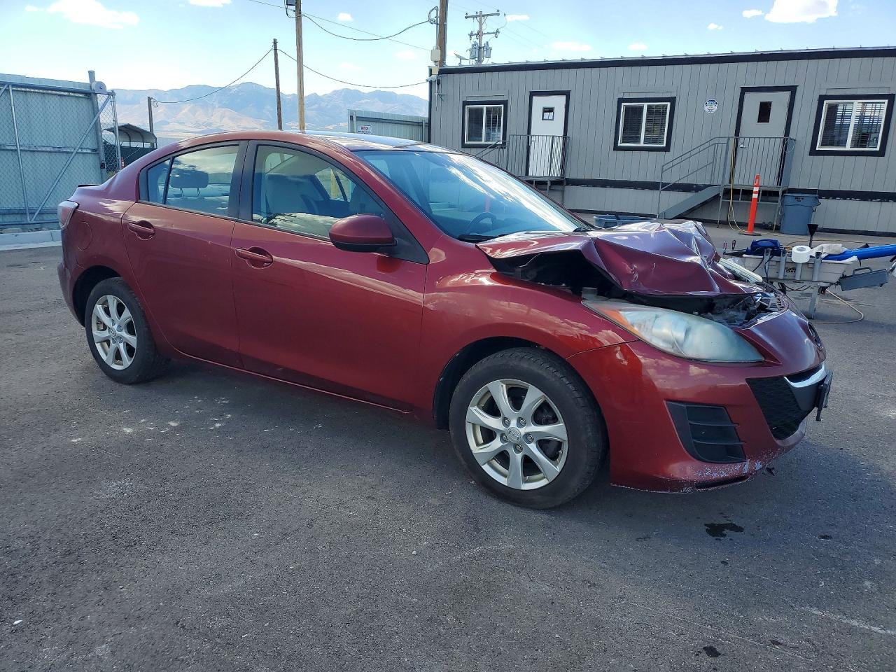 2010 Mazda 3 I Maroon vin: JM1BL1SF7A1208170