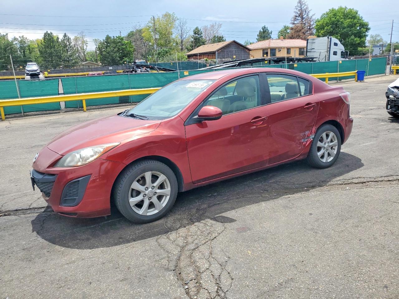 2010 Mazda 3 I Burgundy vin: JM1BL1SF7A1294872