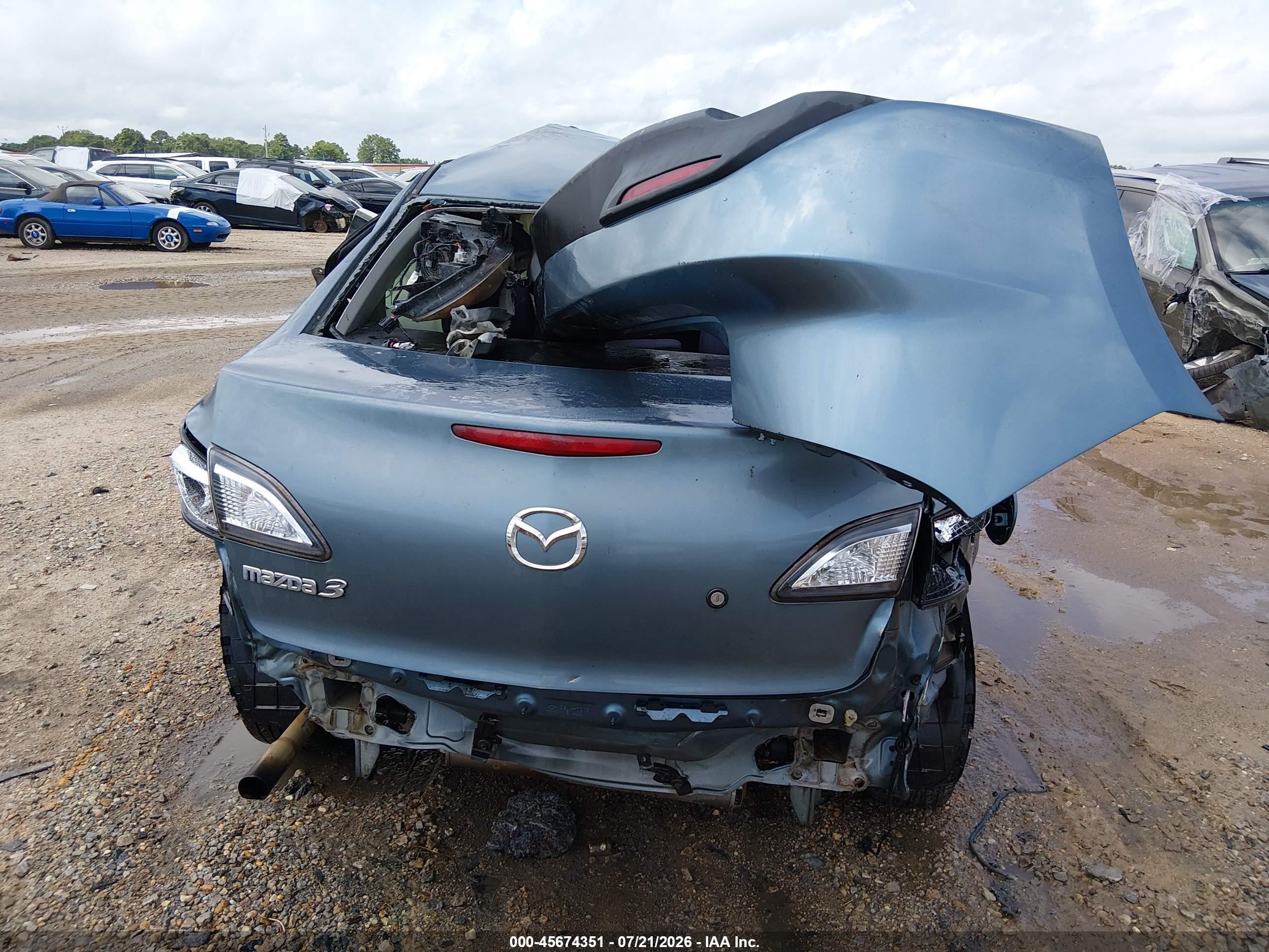 2010 Mazda Mazda3   Blue vin: JM1BL1SF7A1319429