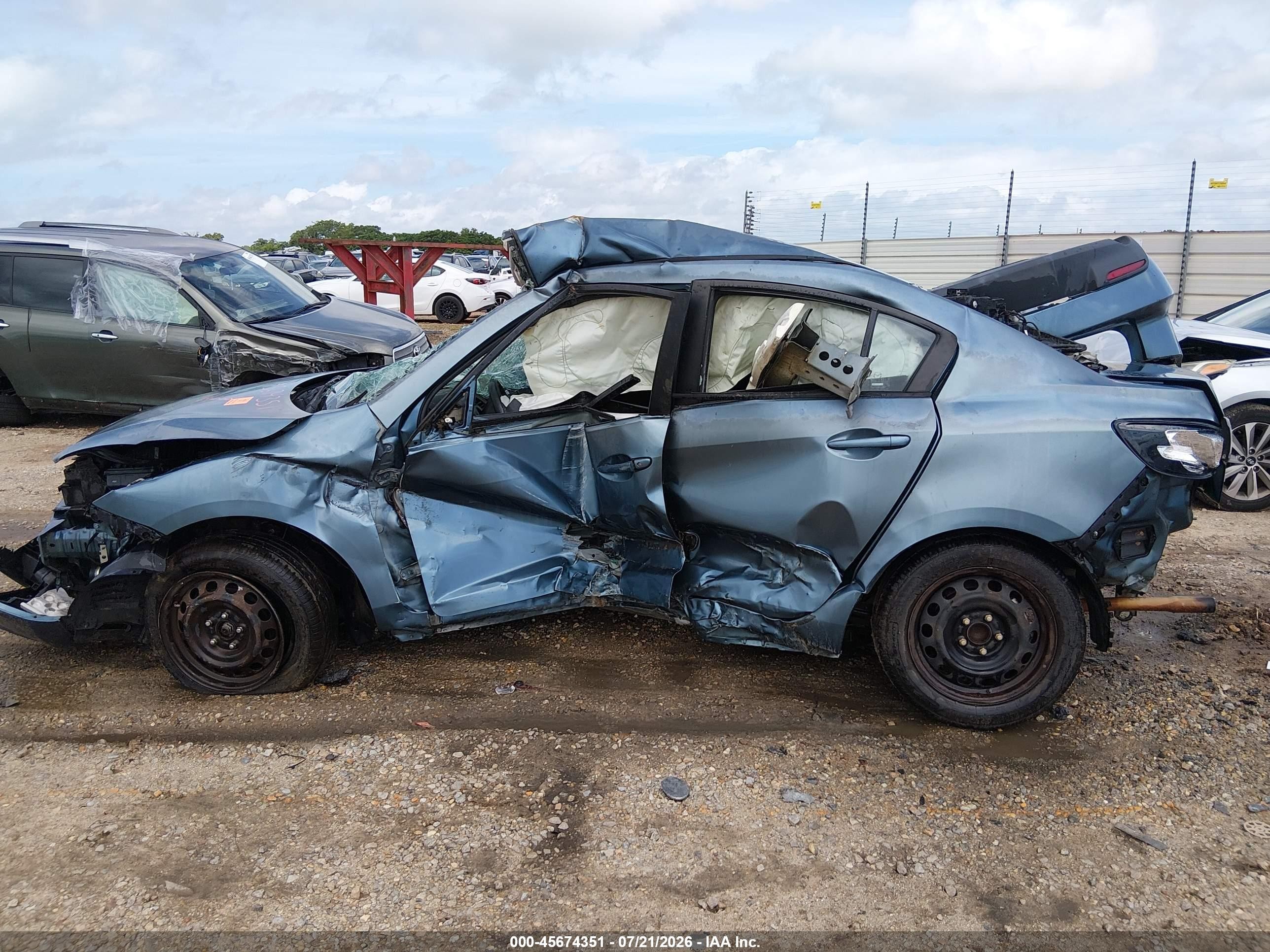 2010 Mazda Mazda3   Blue vin: JM1BL1SF7A1319429