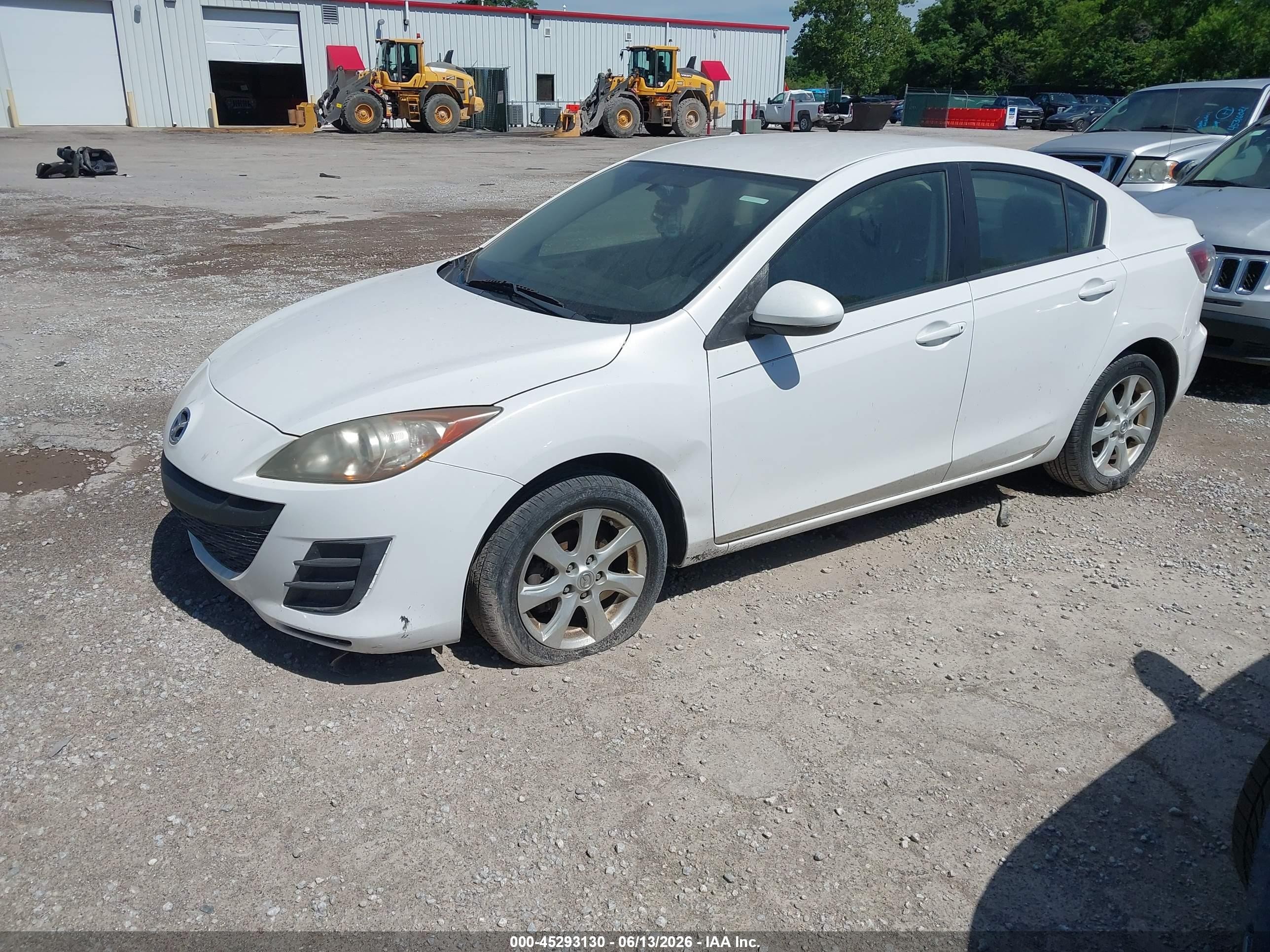 2010 Mazda Mazda3 I Touring White vin: JM1BL1SF7A1329863