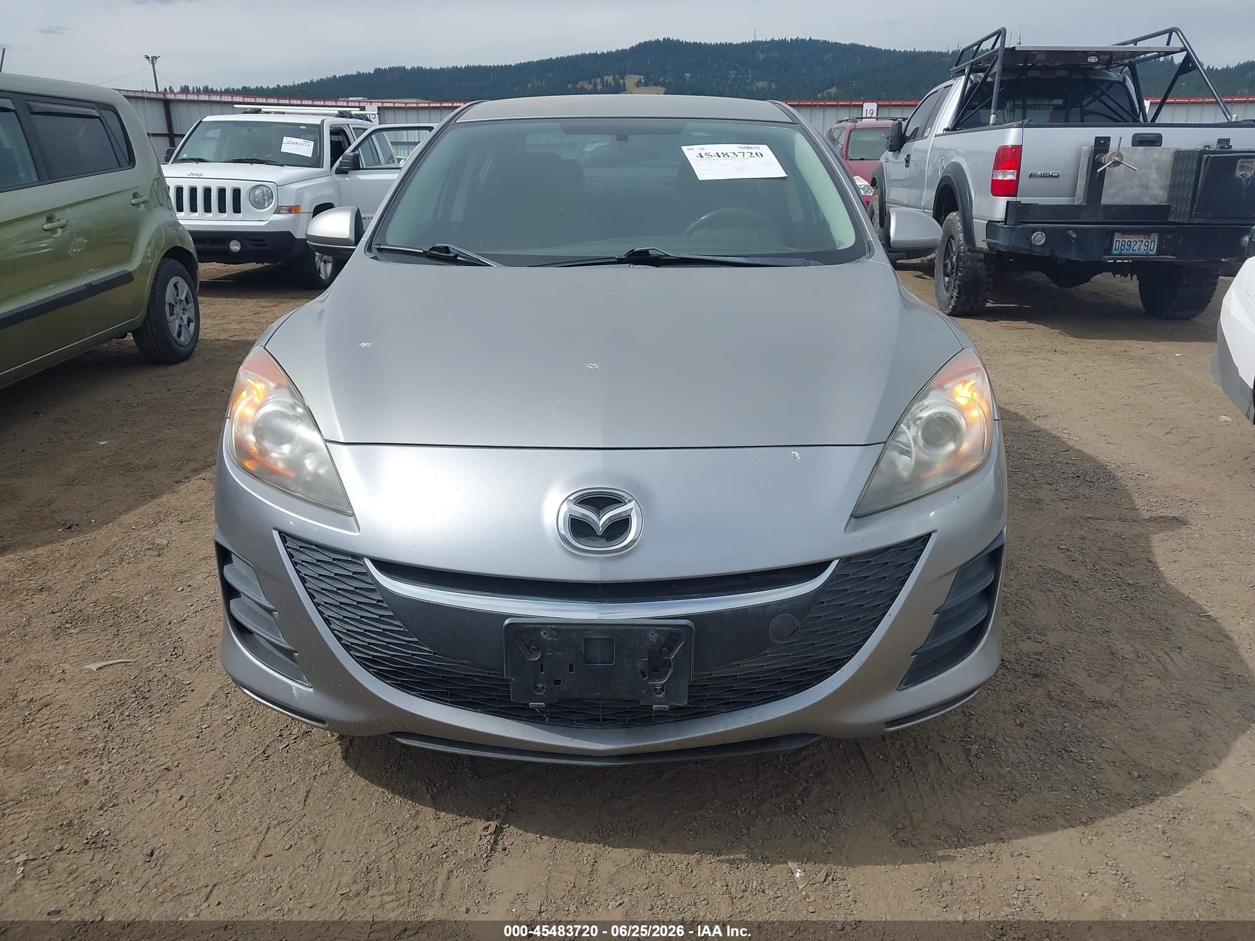 2010 Mazda Mazda3 I Touring Gray vin: JM1BL1SF8A1214981