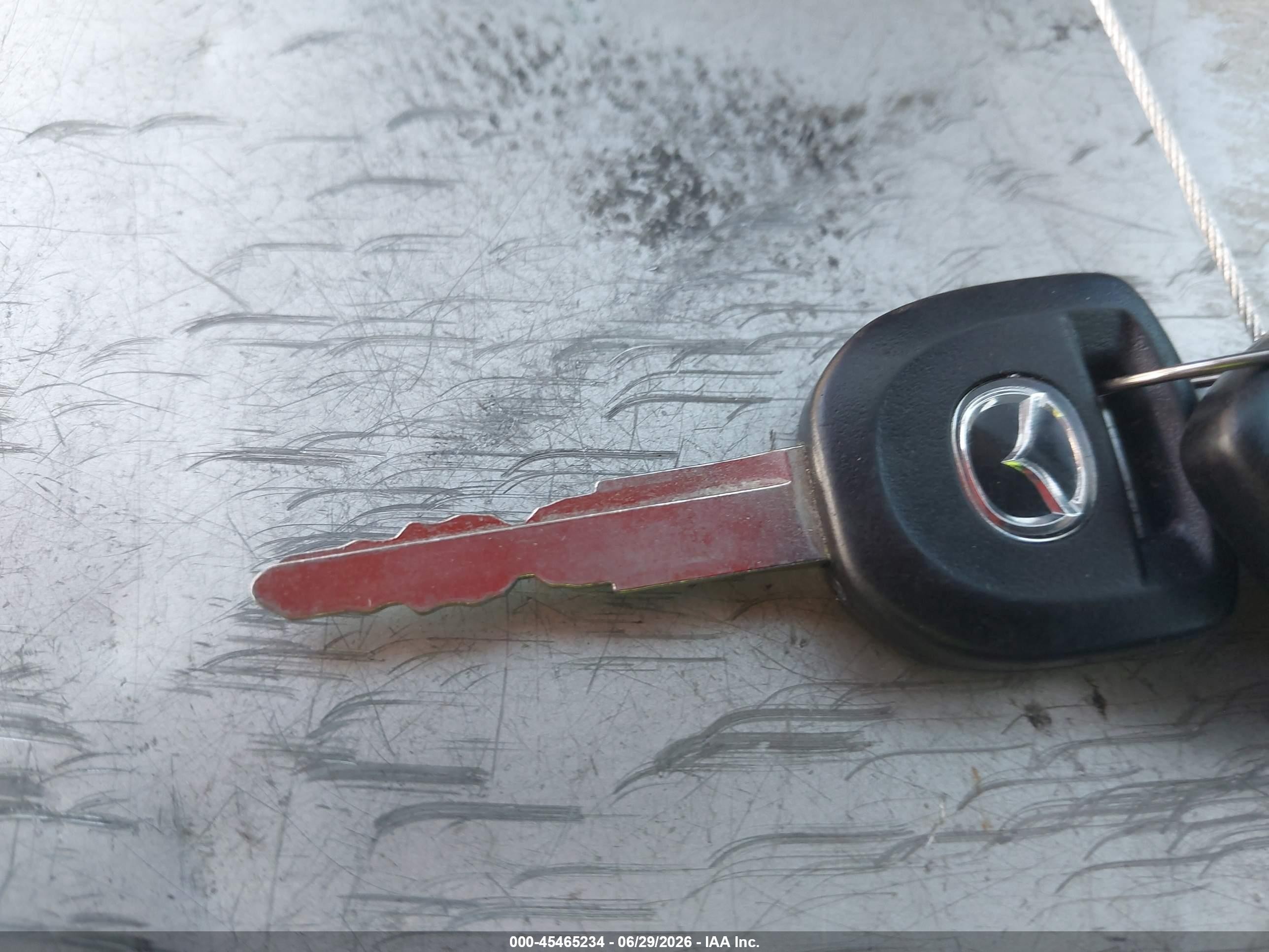 2010 Mazda Mazda3 I Sport Серебряный vin: JM1BL1SF8A1215905