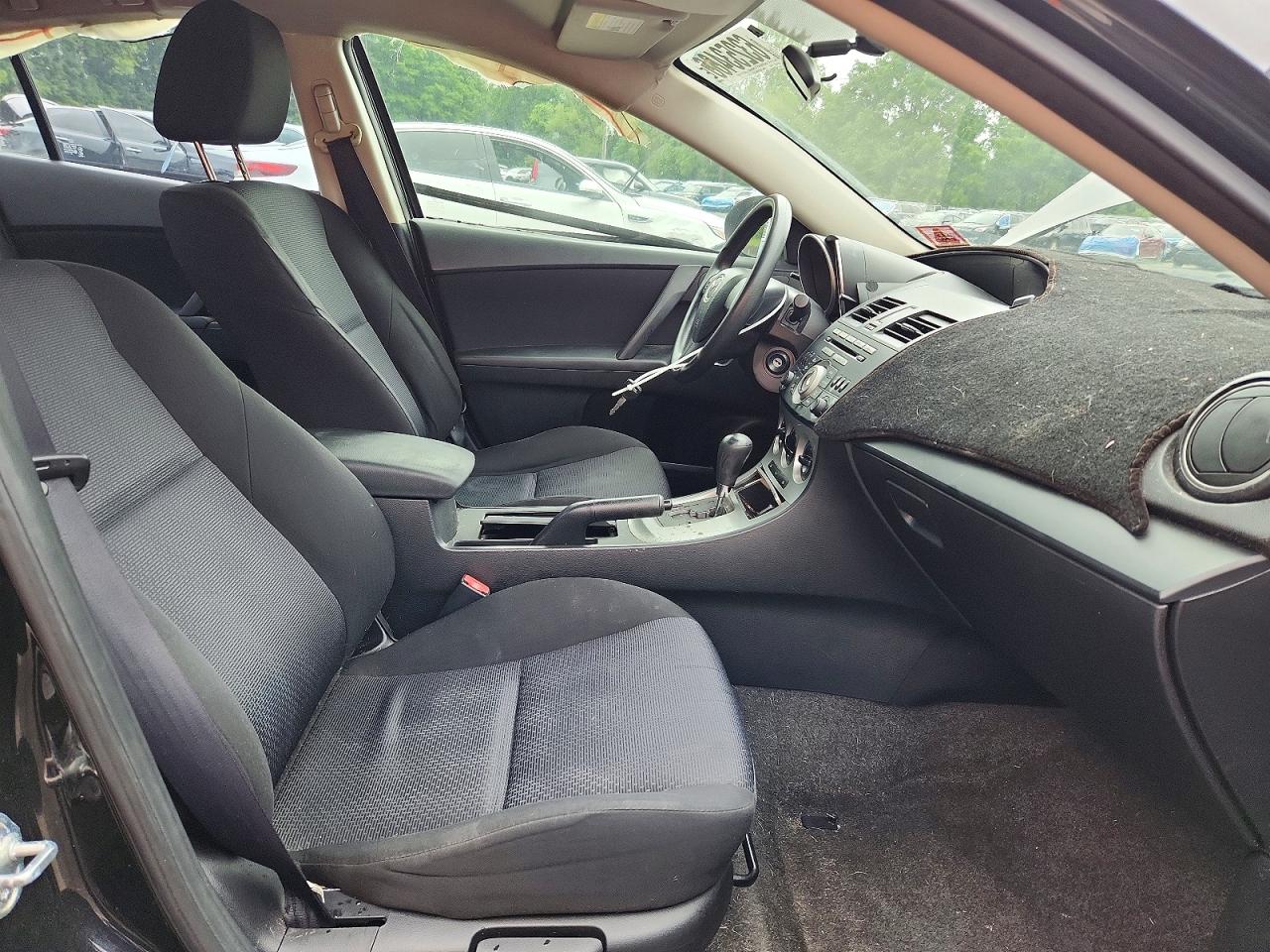 2010 Mazda 3 I Угольный vin: JM1BL1SF8A1228797