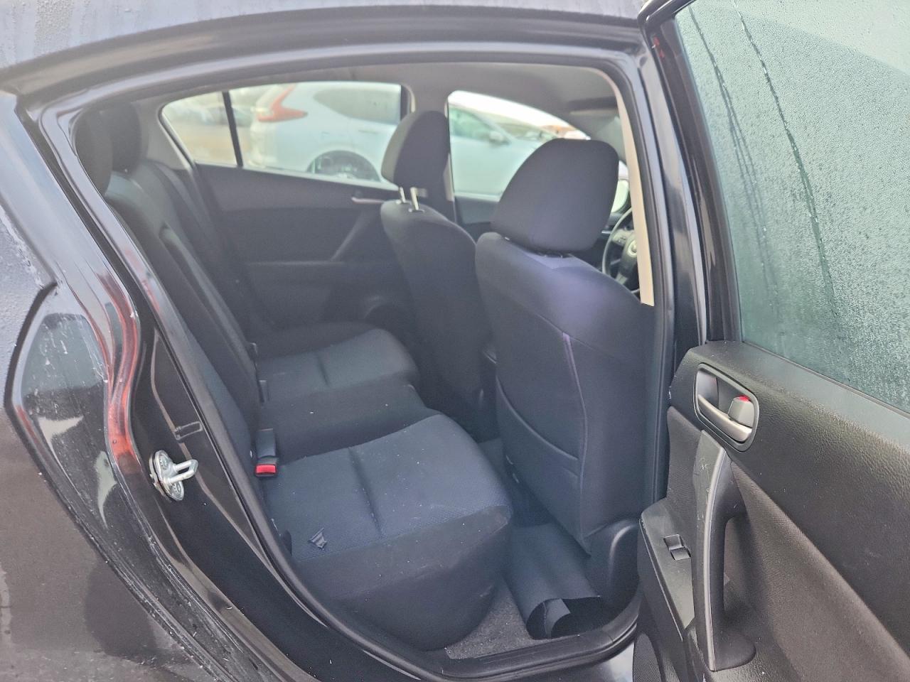 2010 Mazda 3 I Black vin: JM1BL1SF8A1246734