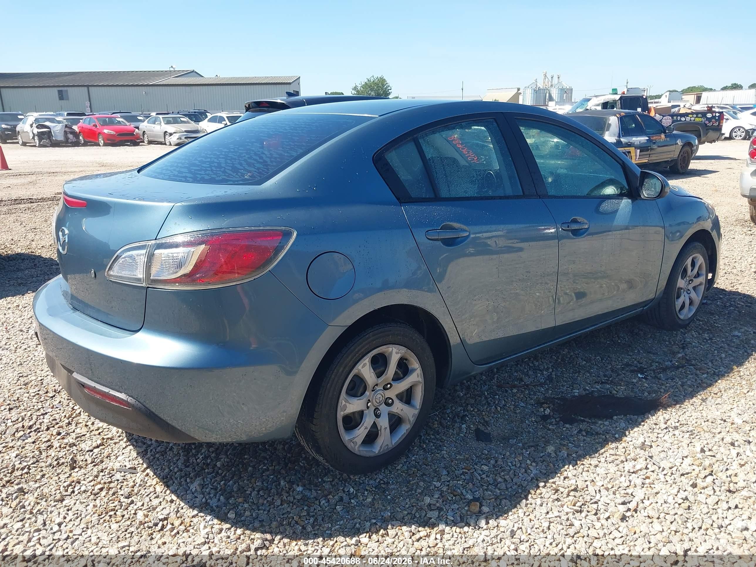 2010 Mazda Mazda3 I Sport Blue vin: JM1BL1SF8A1266644