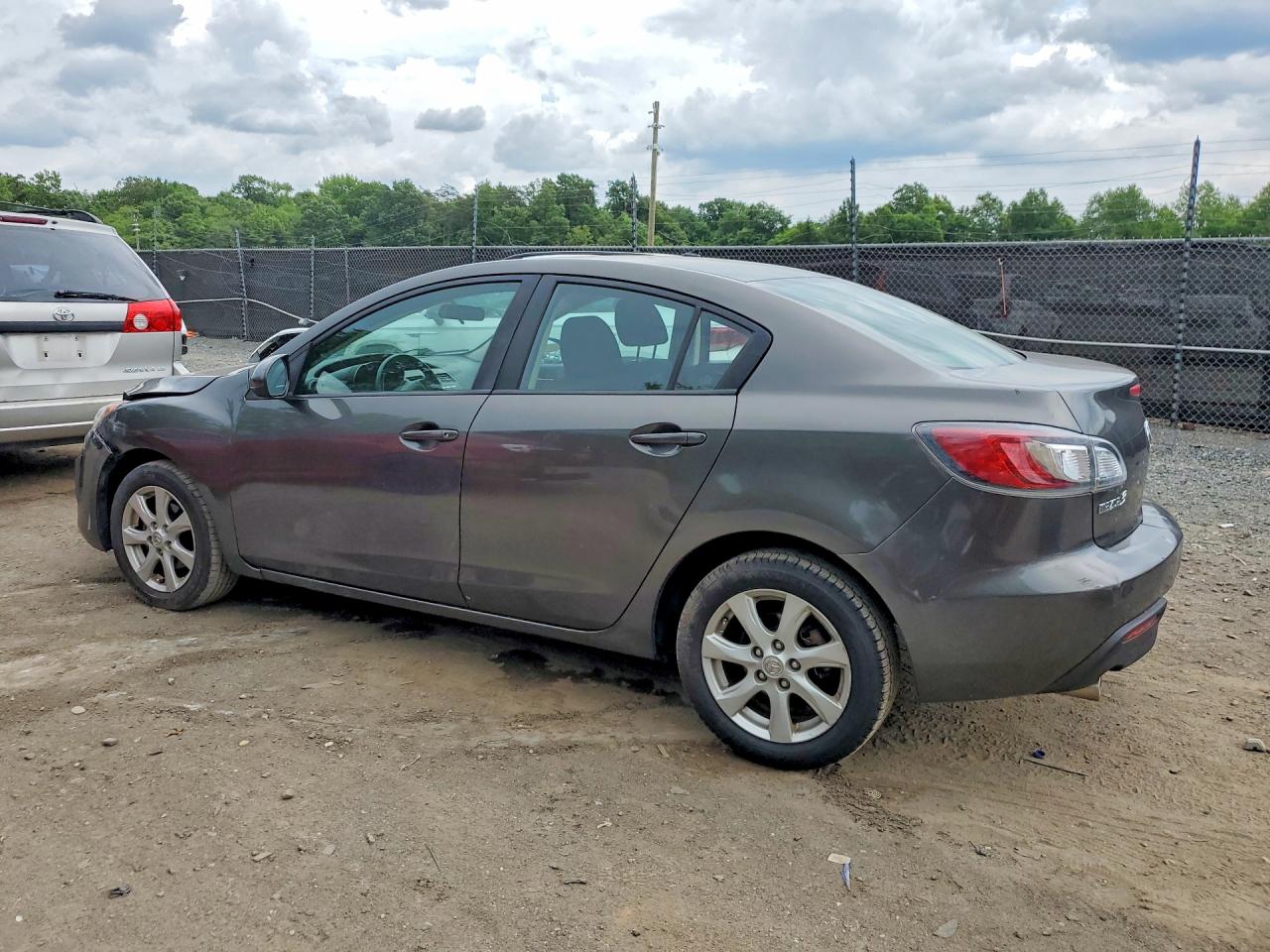 2010 Mazda 3 I Gray vin: JM1BL1SF8A1343481