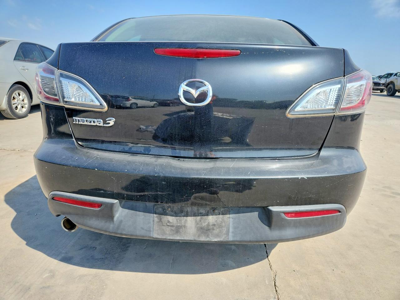 2010 Mazda 3 I Black vin: JM1BL1SF9A1178489