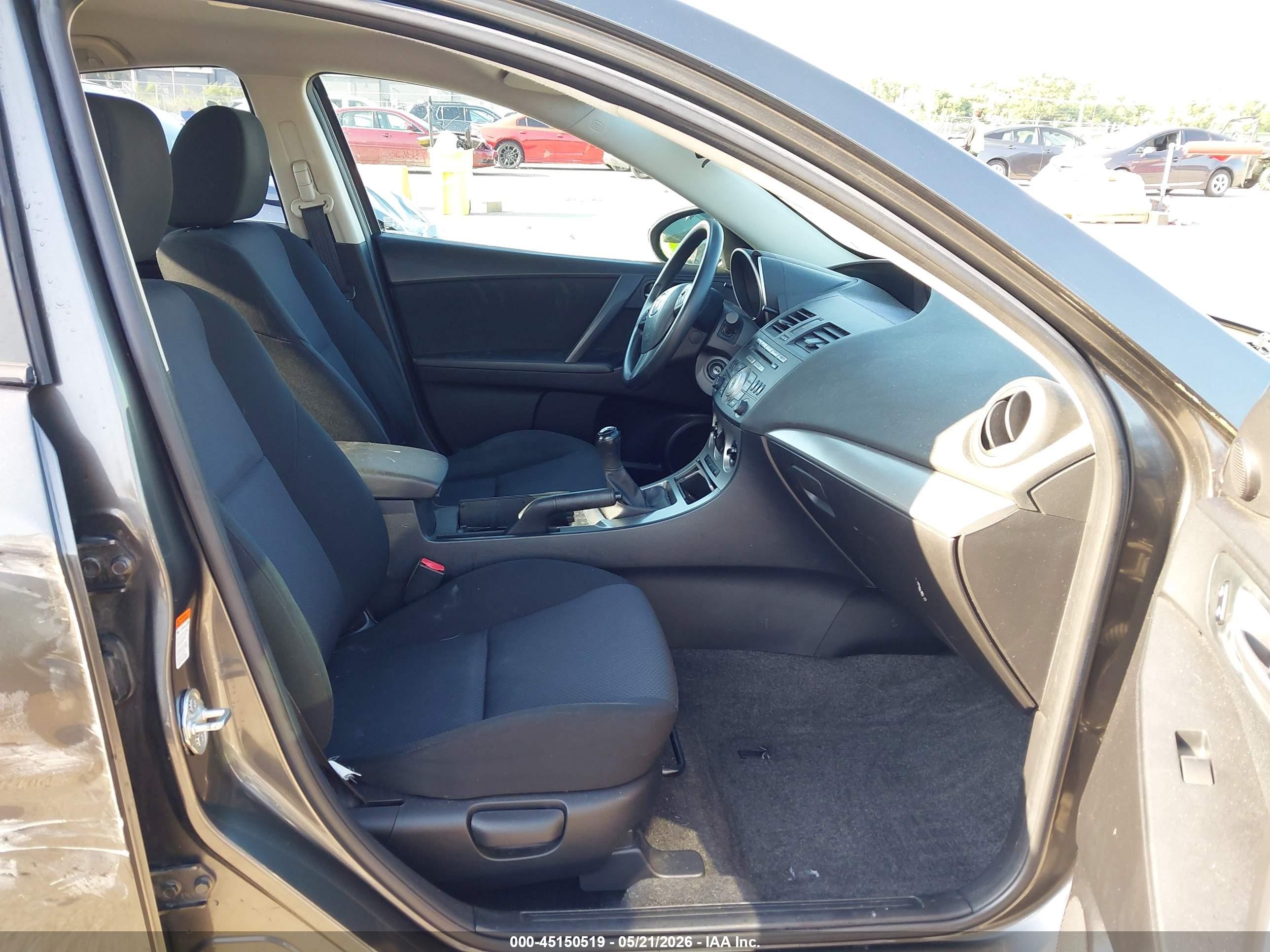 2010 Mazda Mazda3 I Touring Серый vin: JM1BL1SF9A1253949