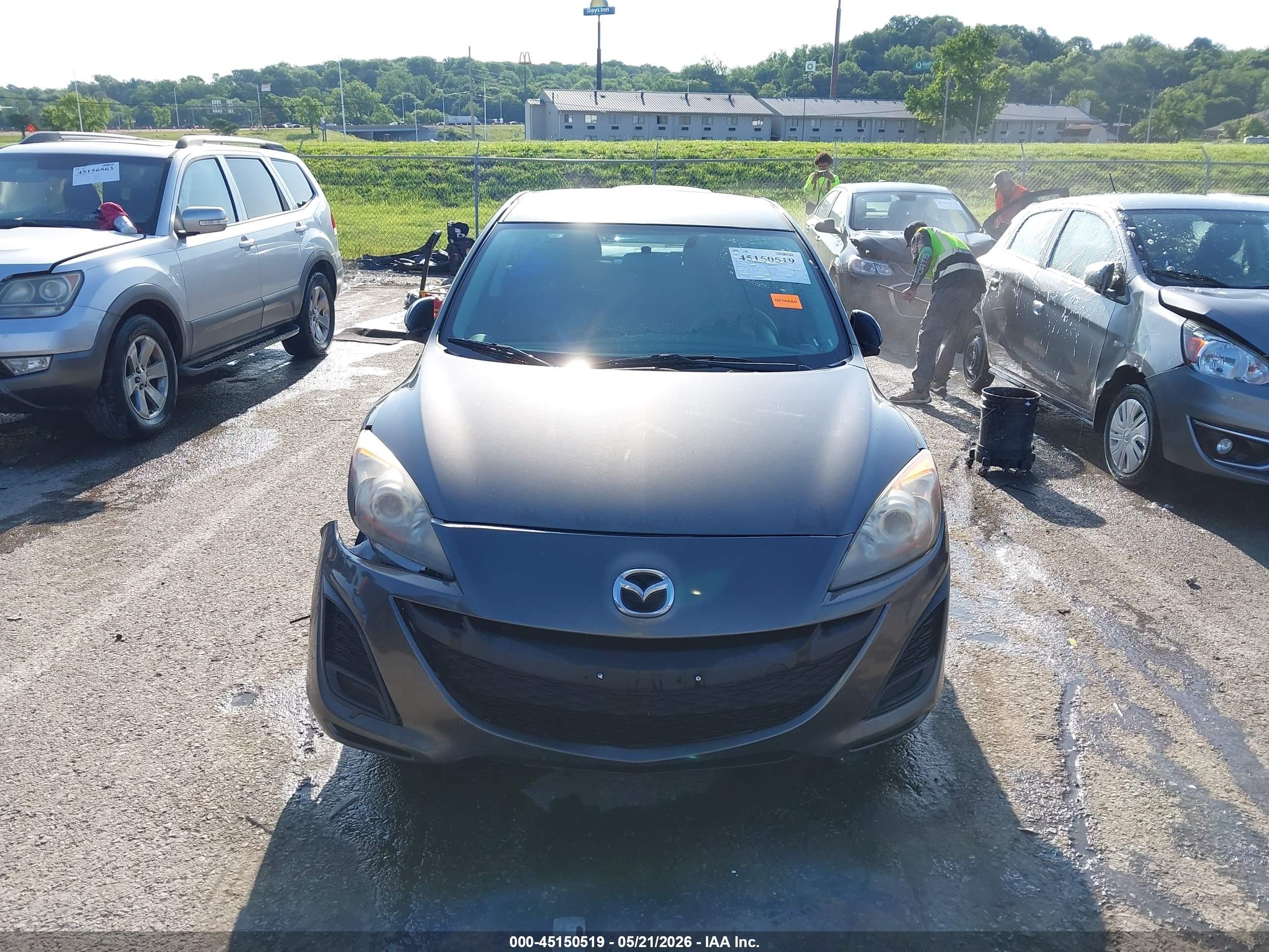 2010 Mazda Mazda3 I Touring Серый vin: JM1BL1SF9A1253949