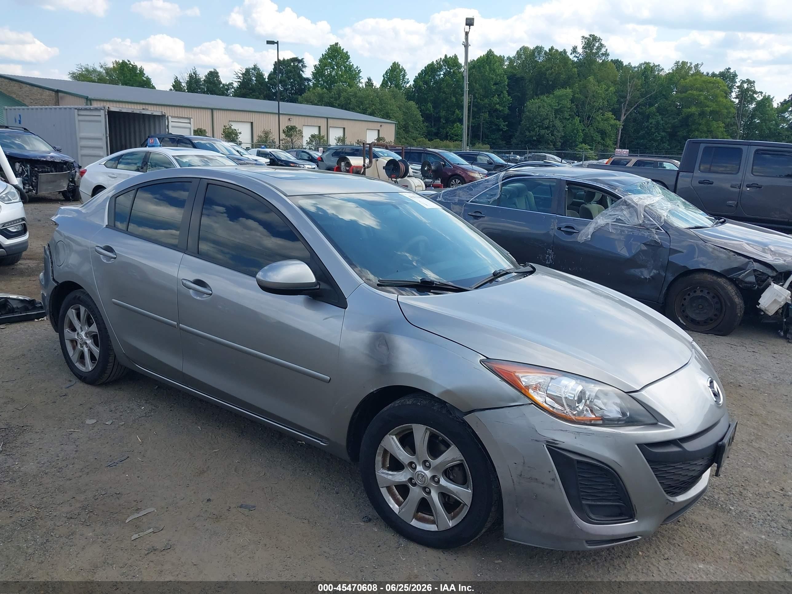 2010 Mazda Mazda3 I Touring Gray vin: JM1BL1SF9A1267284