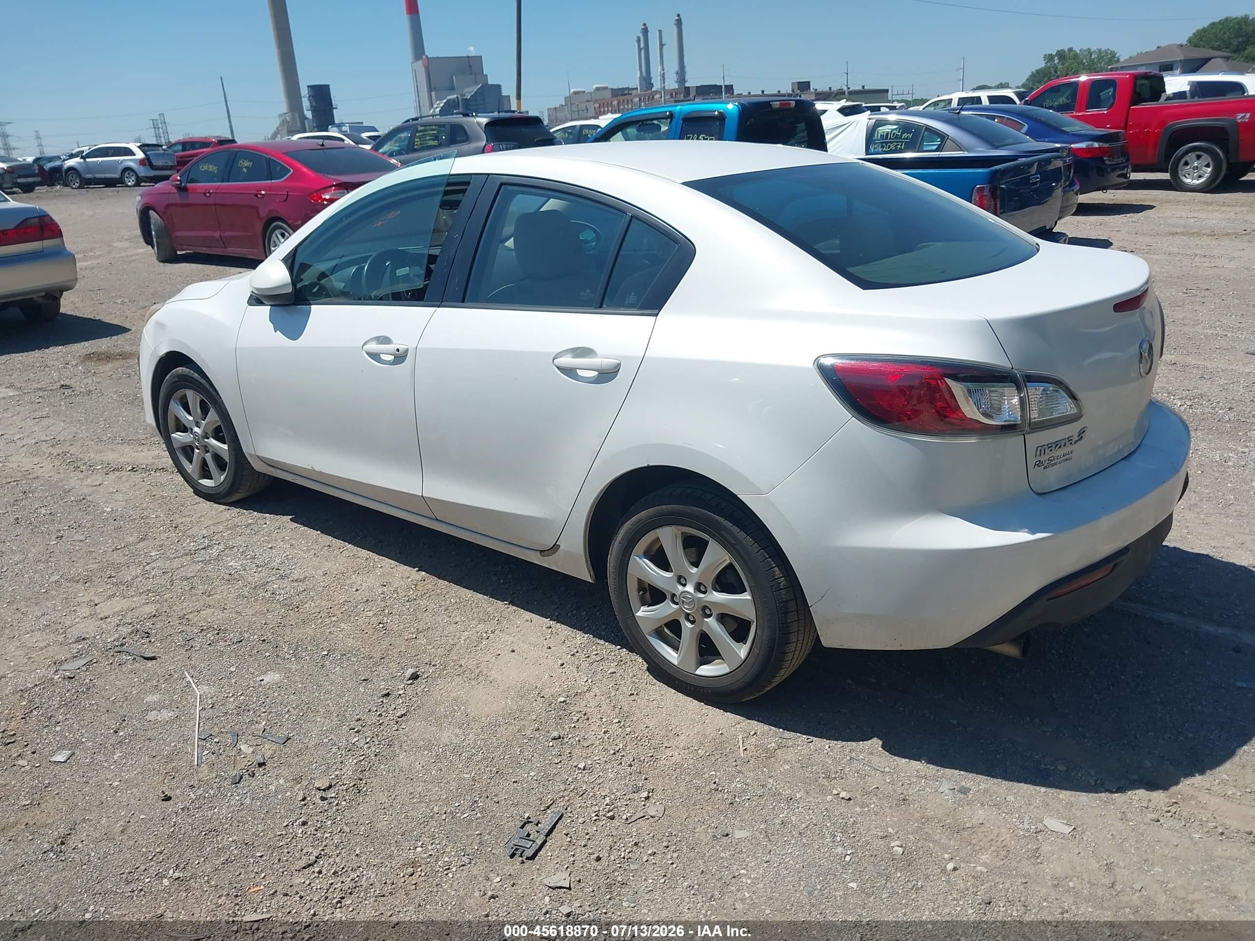 2010 Mazda Mazda3 I Touring White vin: JM1BL1SF9A1298258