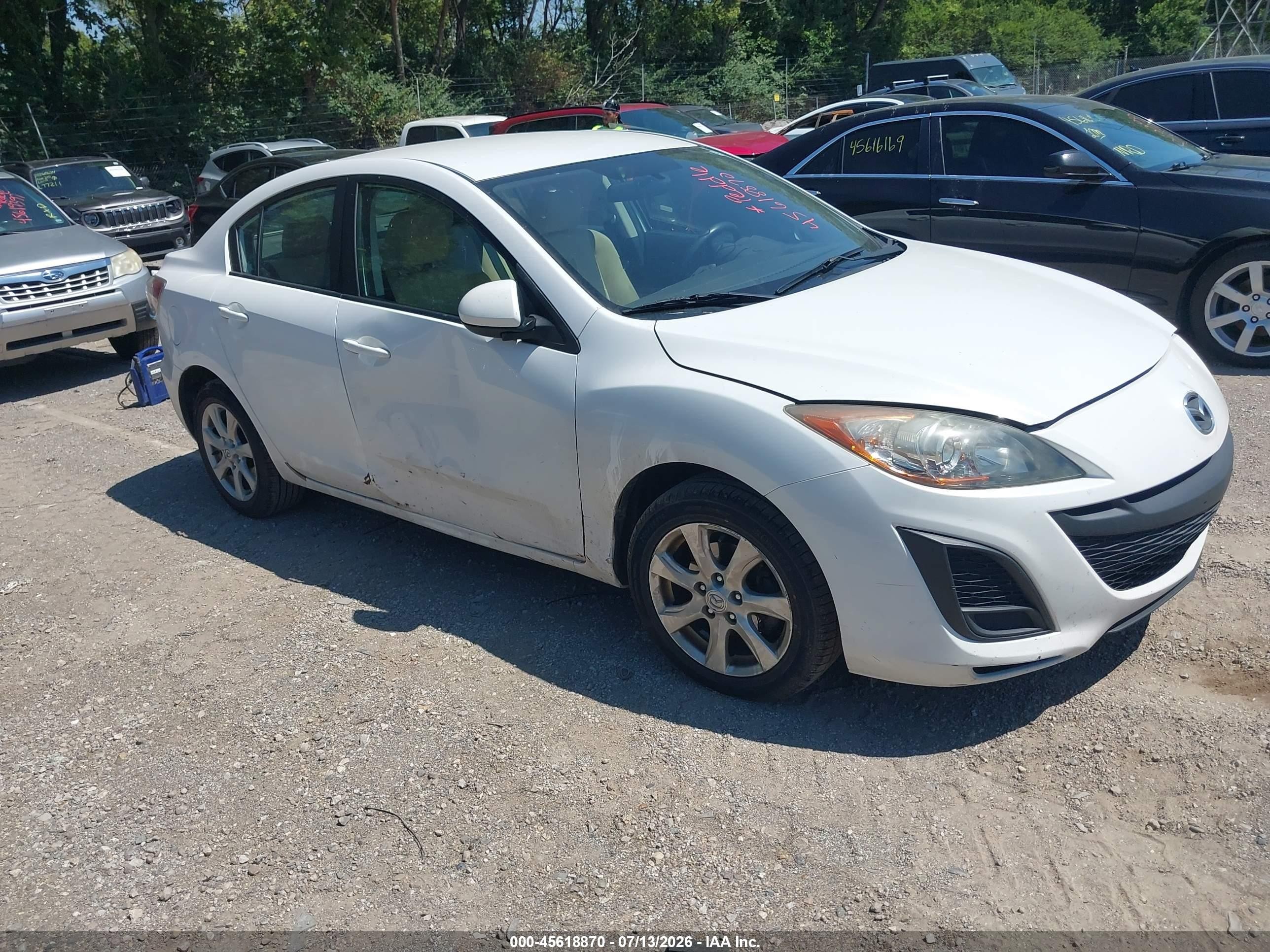 2010 Mazda Mazda3 I Touring White vin: JM1BL1SF9A1298258