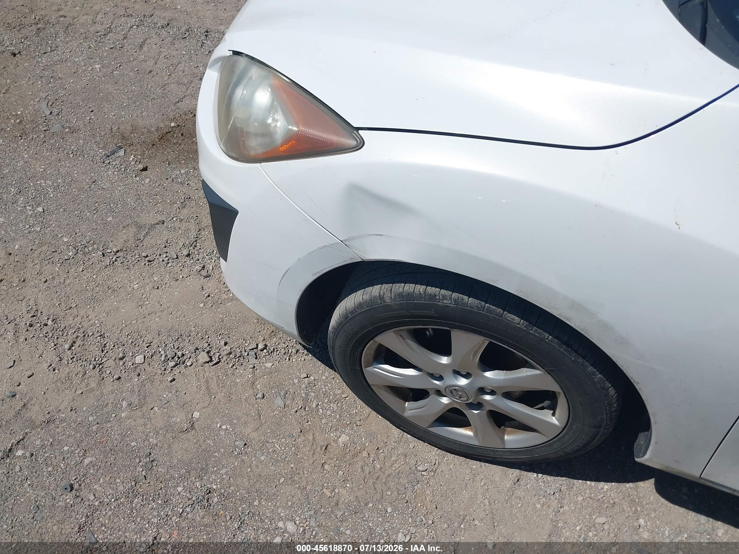 2010 Mazda Mazda3 I Touring White vin: JM1BL1SF9A1298258