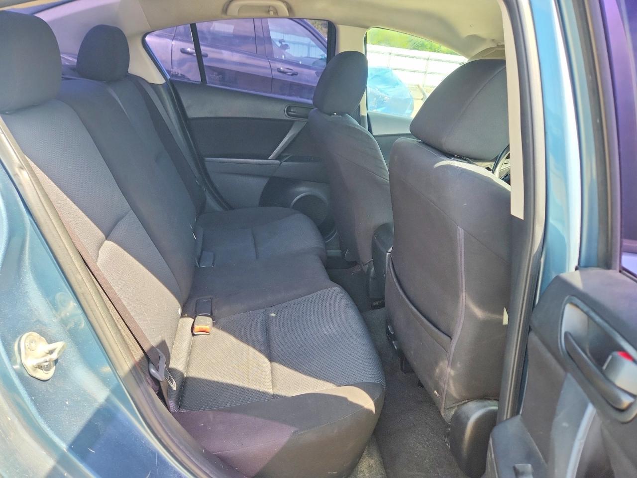 2010 Mazda 3 I Blue vin: JM1BL1SF9A1318993