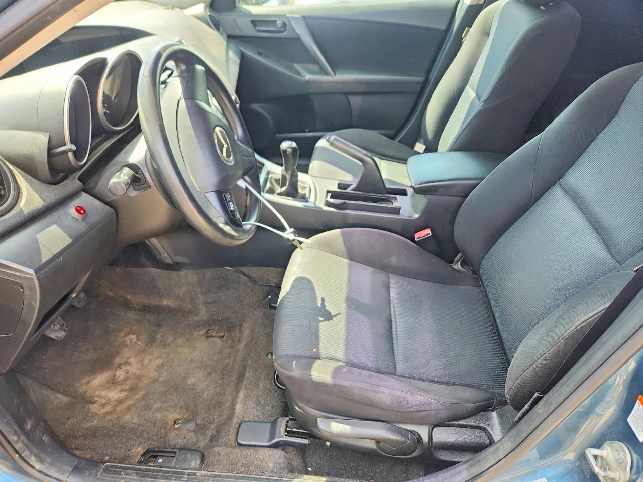 2010 Mazda 3 I Blue vin: JM1BL1SF9A1318993