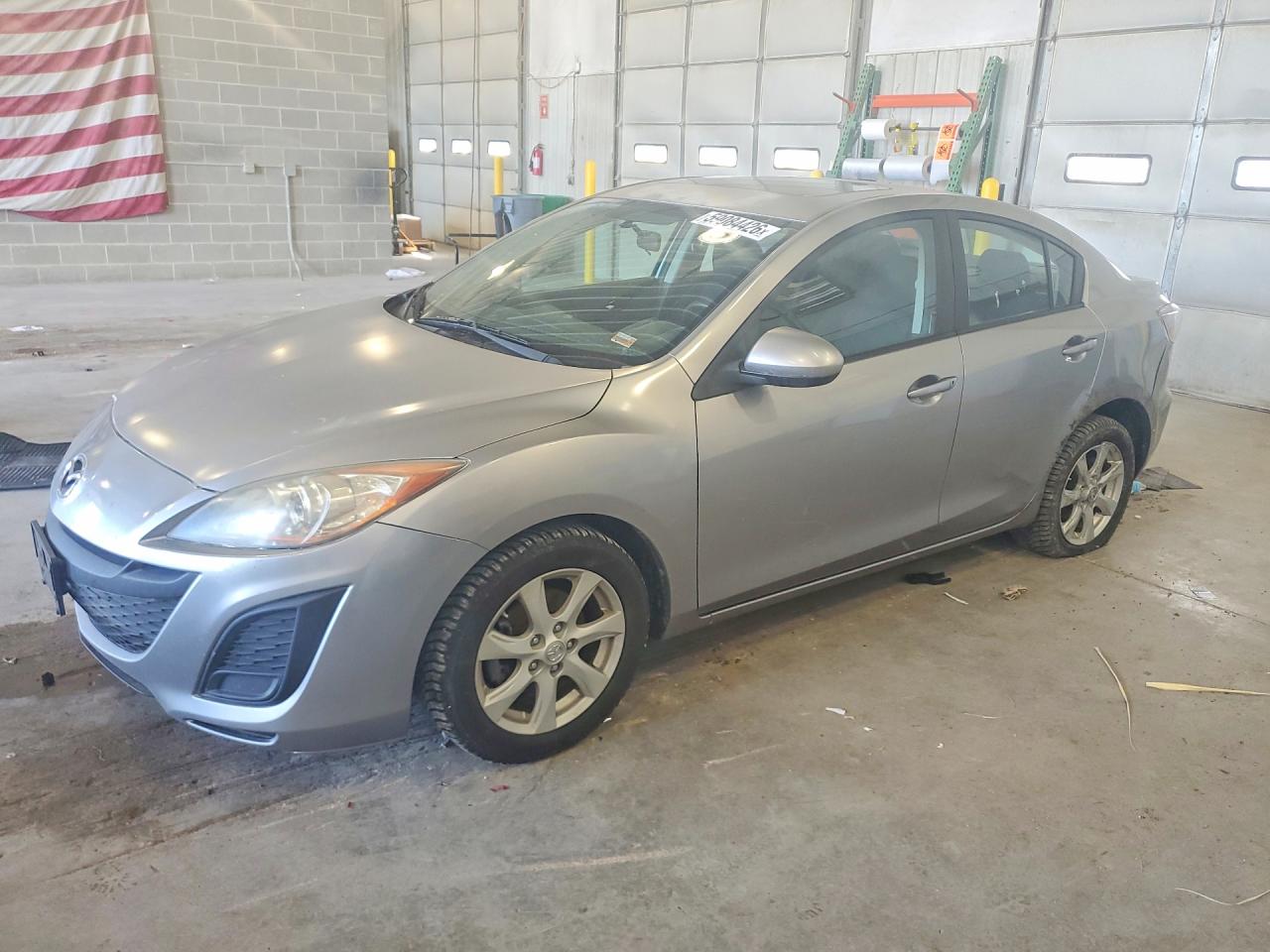 2010 Mazda 3 I Silver vin: JM1BL1SF9A1340802