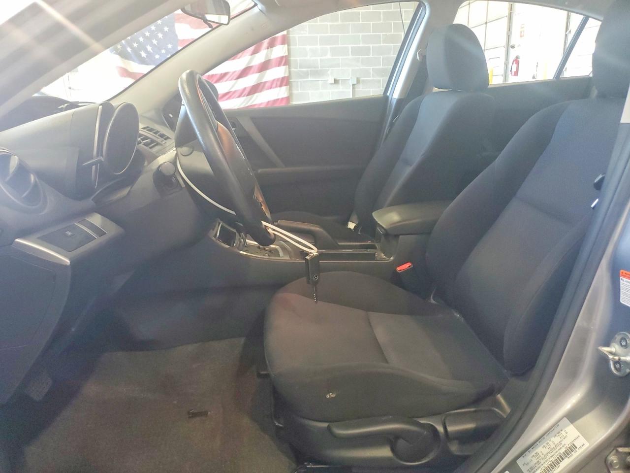 2010 Mazda 3 I Silver vin: JM1BL1SF9A1340802