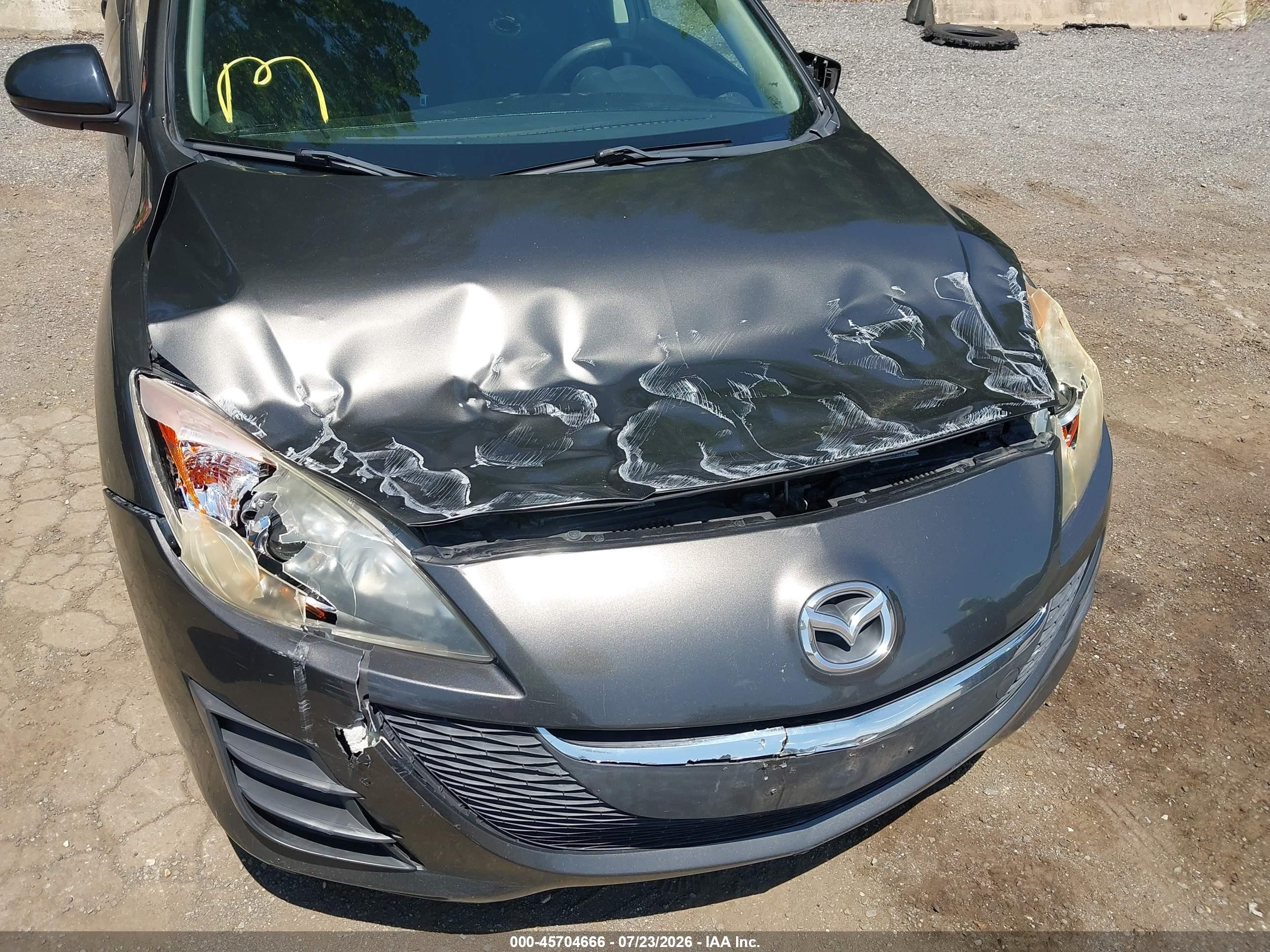 2010 Mazda Mazda3 I Touring Gray vin: JM1BL1SFXA1169509