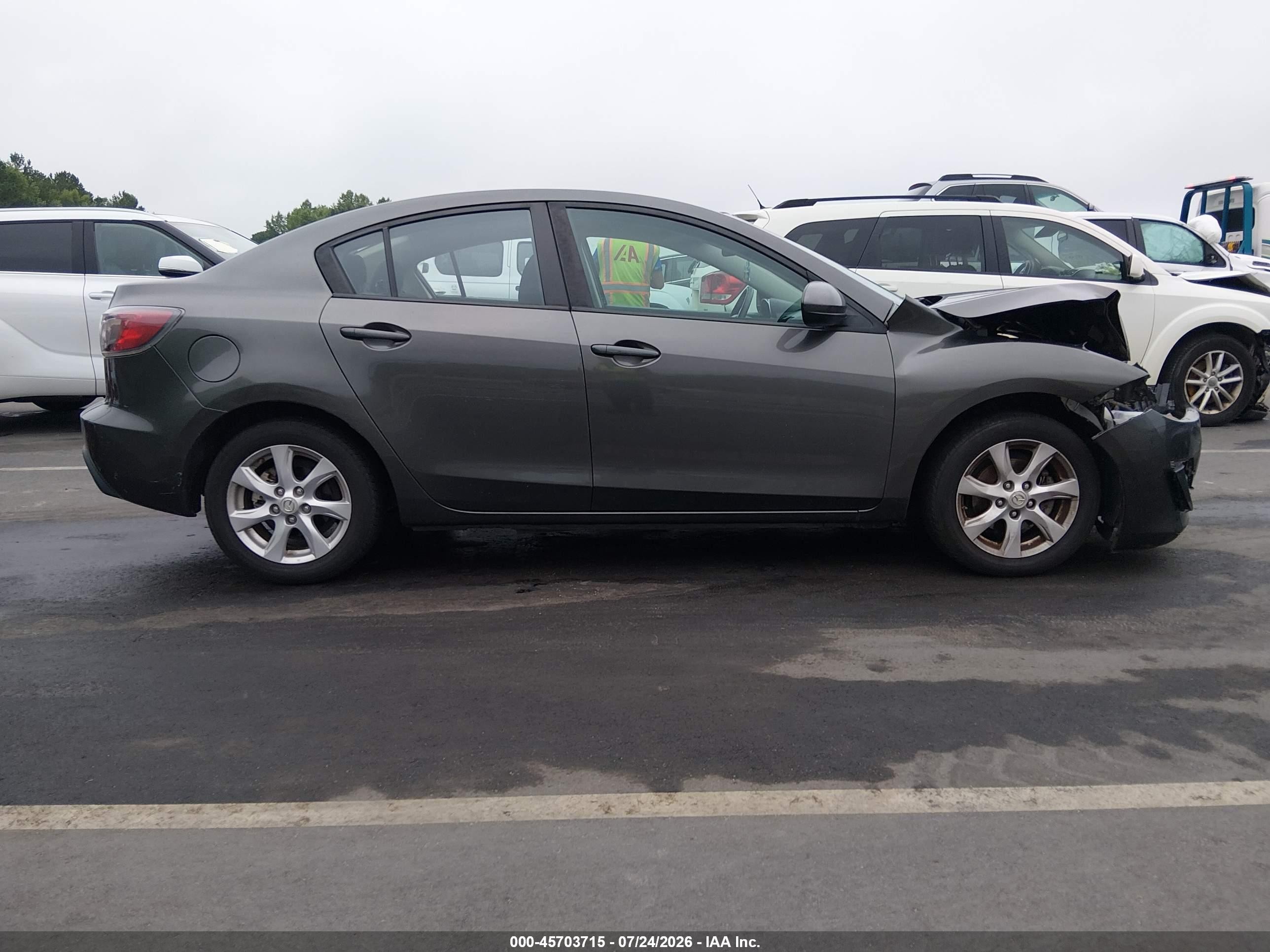 2010 Mazda Mazda3 I Touring Gray vin: JM1BL1SFXA1182874