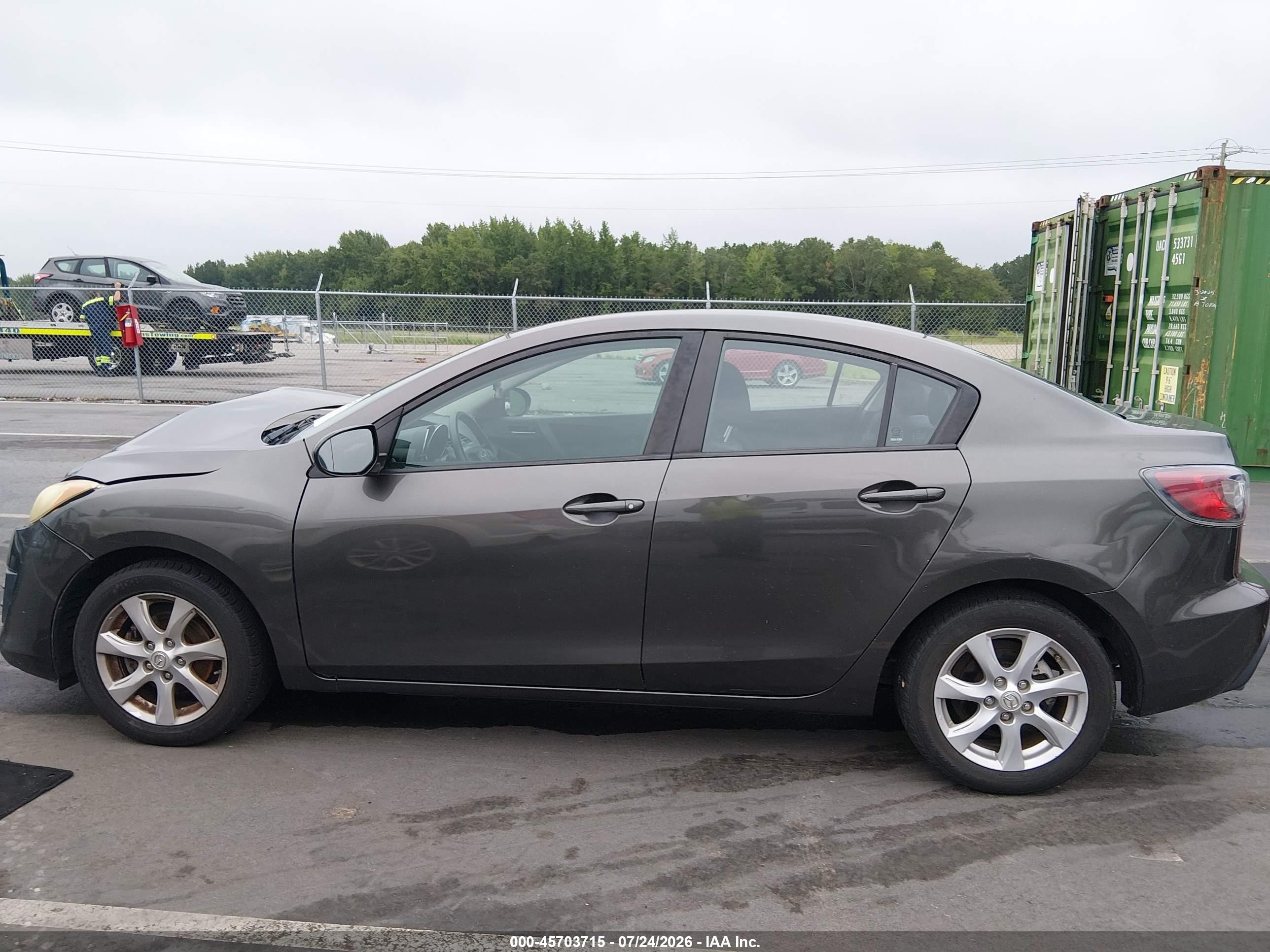 2010 Mazda Mazda3 I Touring Gray vin: JM1BL1SFXA1182874