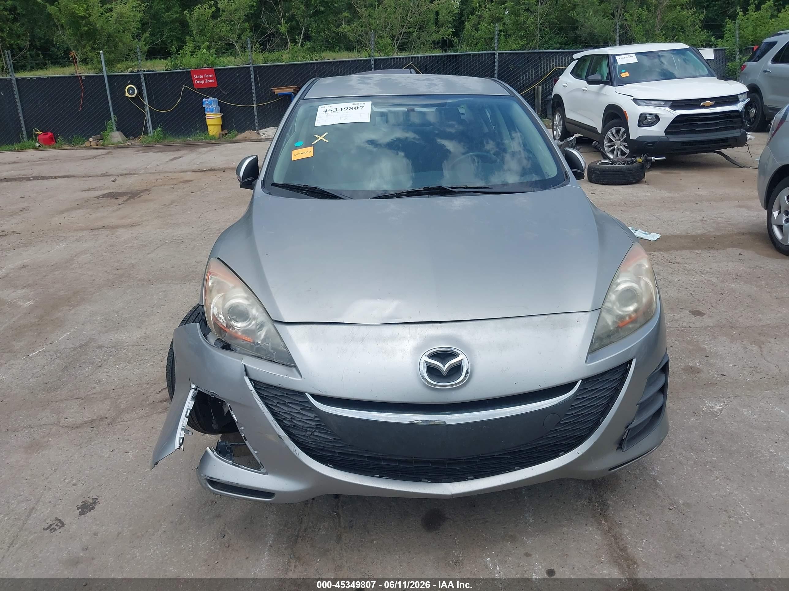 2010 Mazda Mazda3 I Touring Silver vin: JM1BL1SFXA1214481