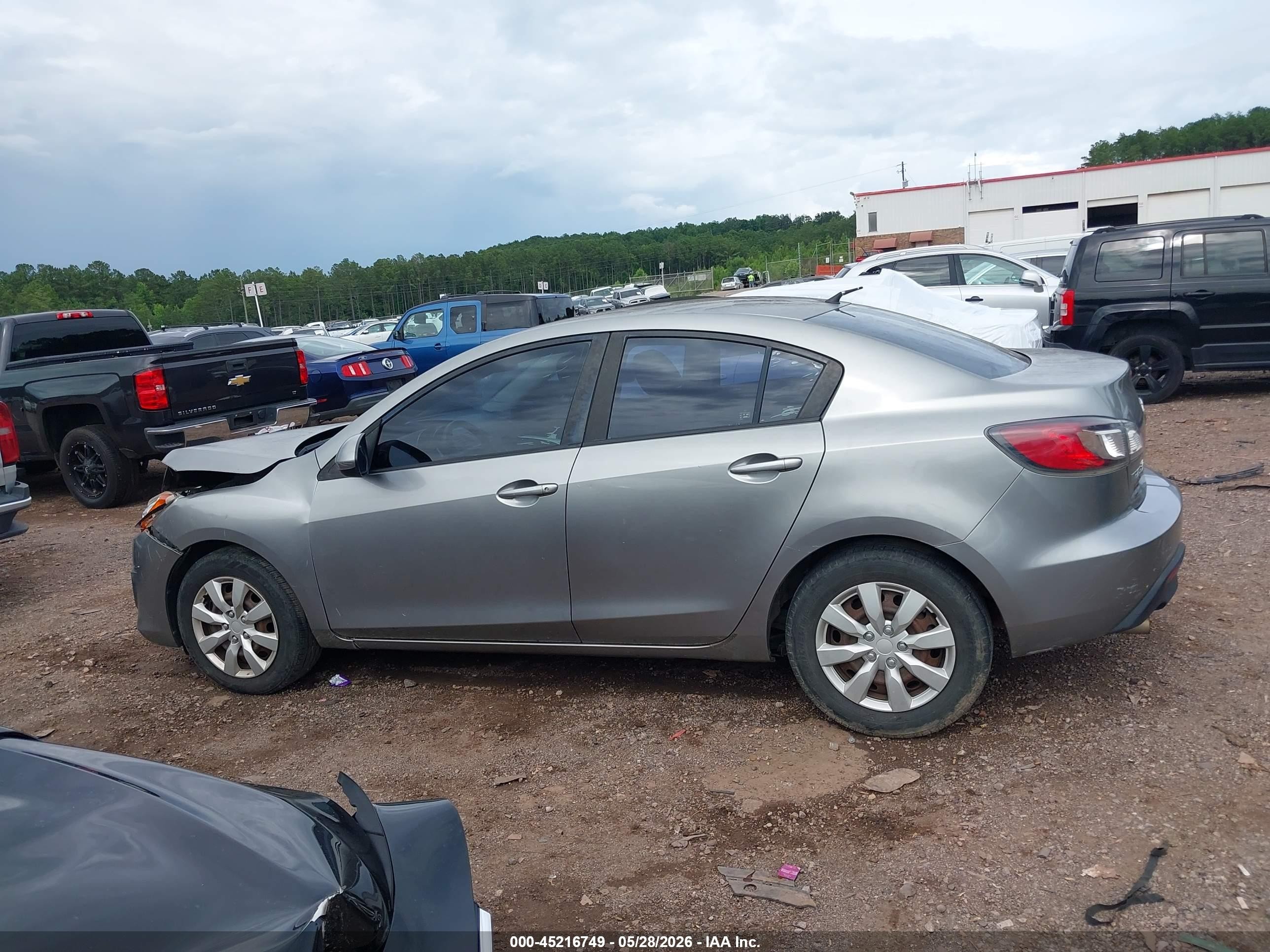 2010 Mazda Mazda3 I Sport Gray vin: JM1BL1SFXA1232205