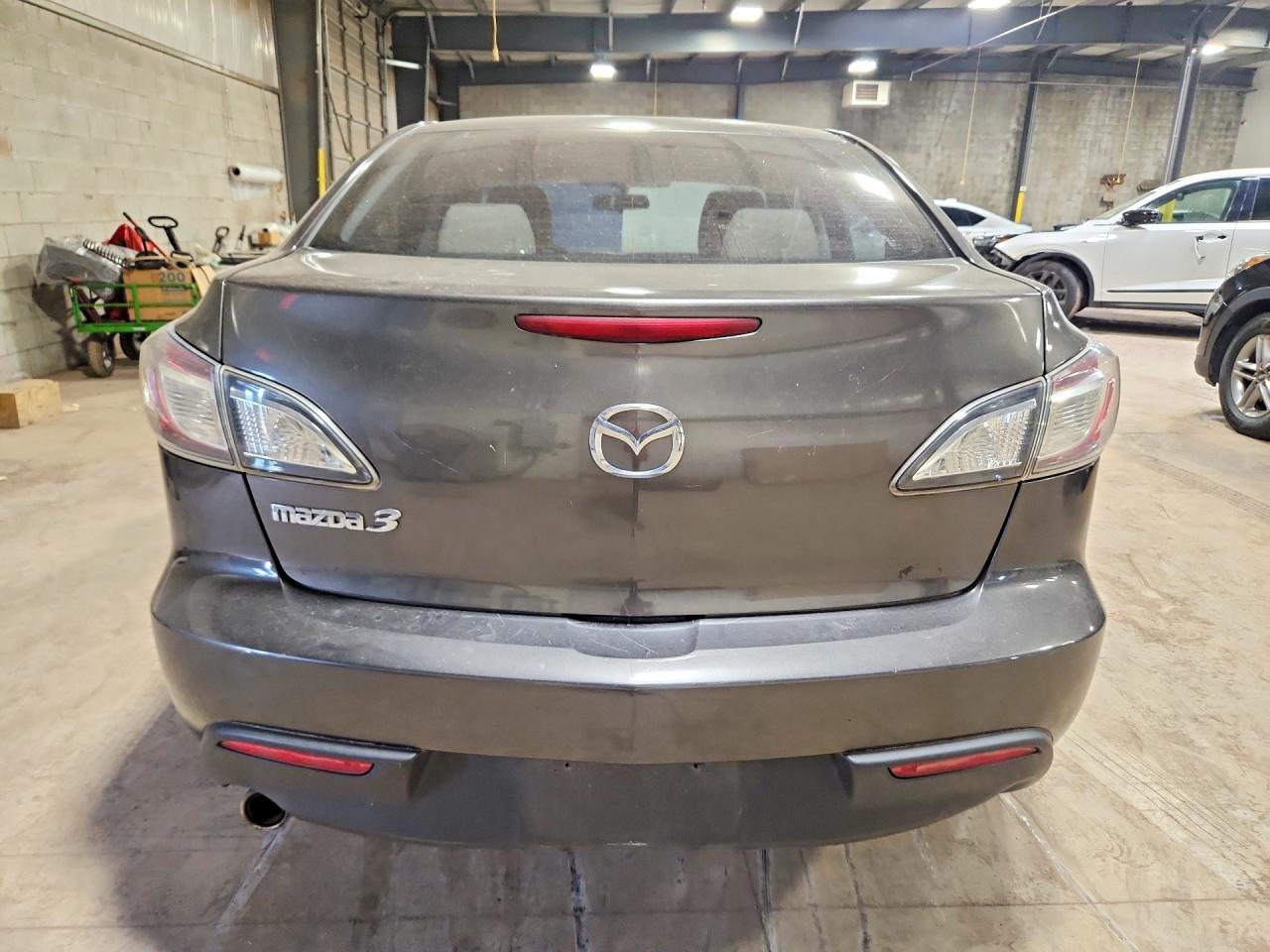 2010 Mazda 3 I Gray vin: JM1BL1SFXA1249392