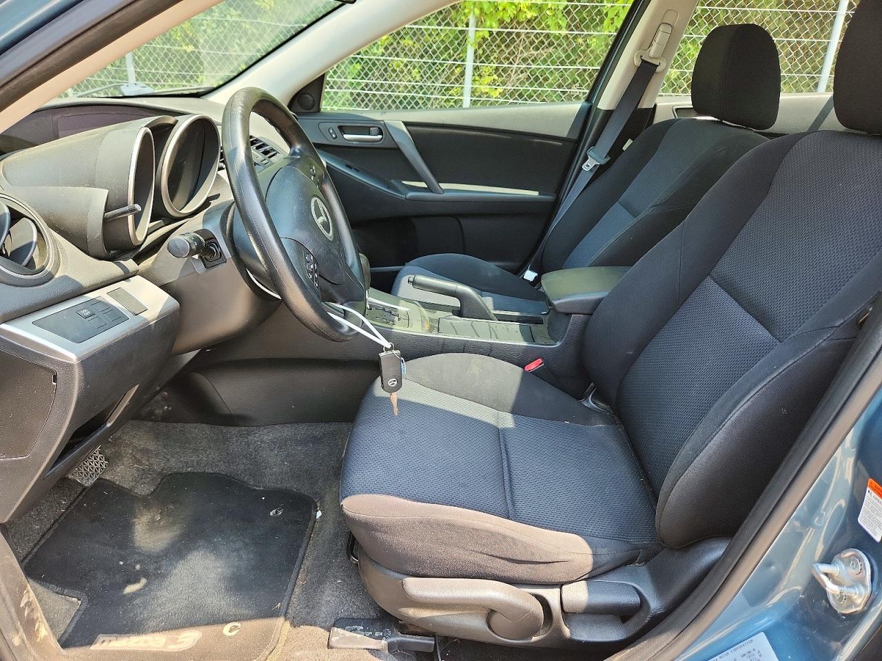 2010 Mazda 3 I Turquoise vin: JM1BL1SFXA1263745