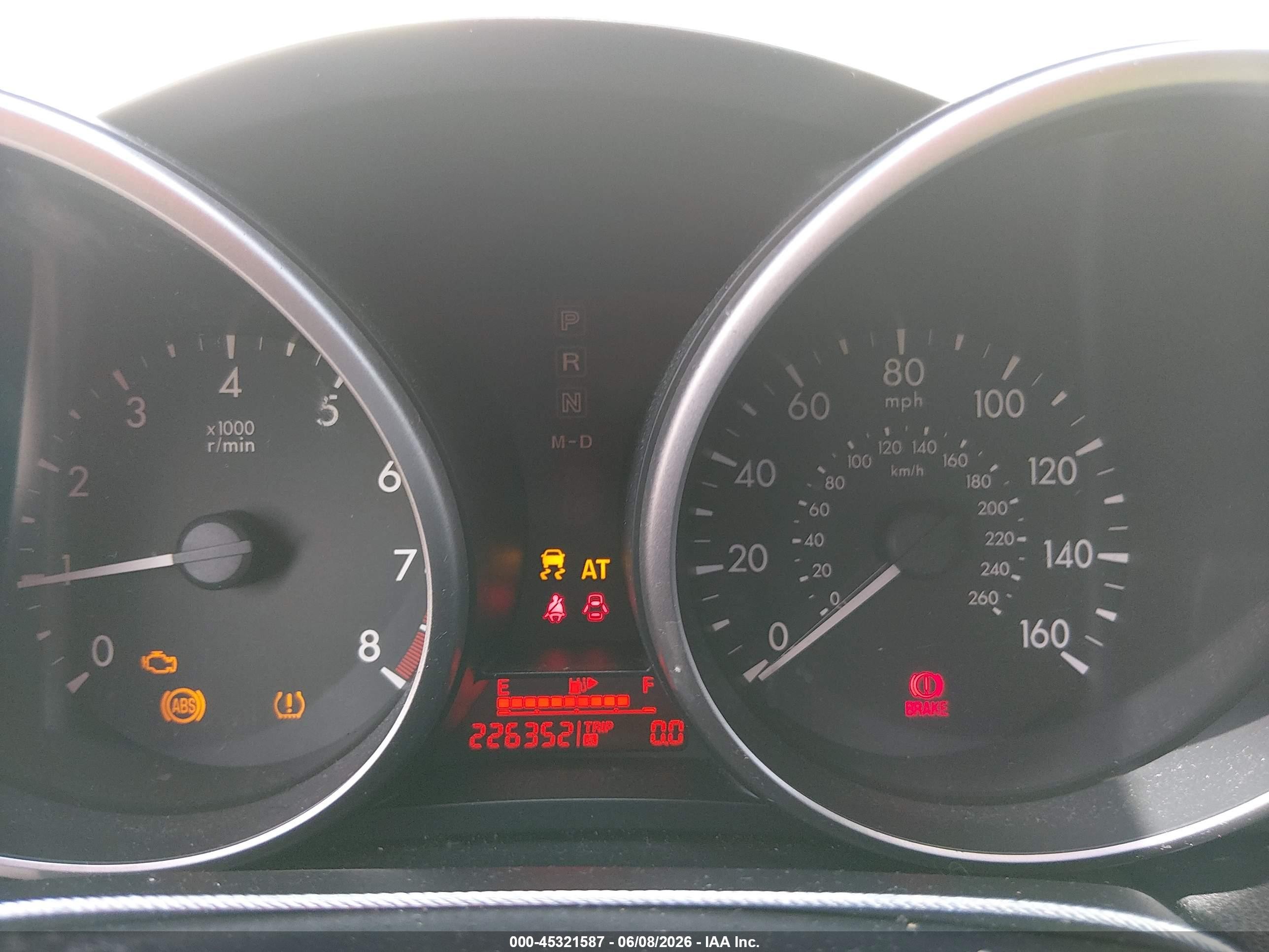 2010 Mazda Mazda3 I Touring Белый vin: JM1BL1SFXA1268301